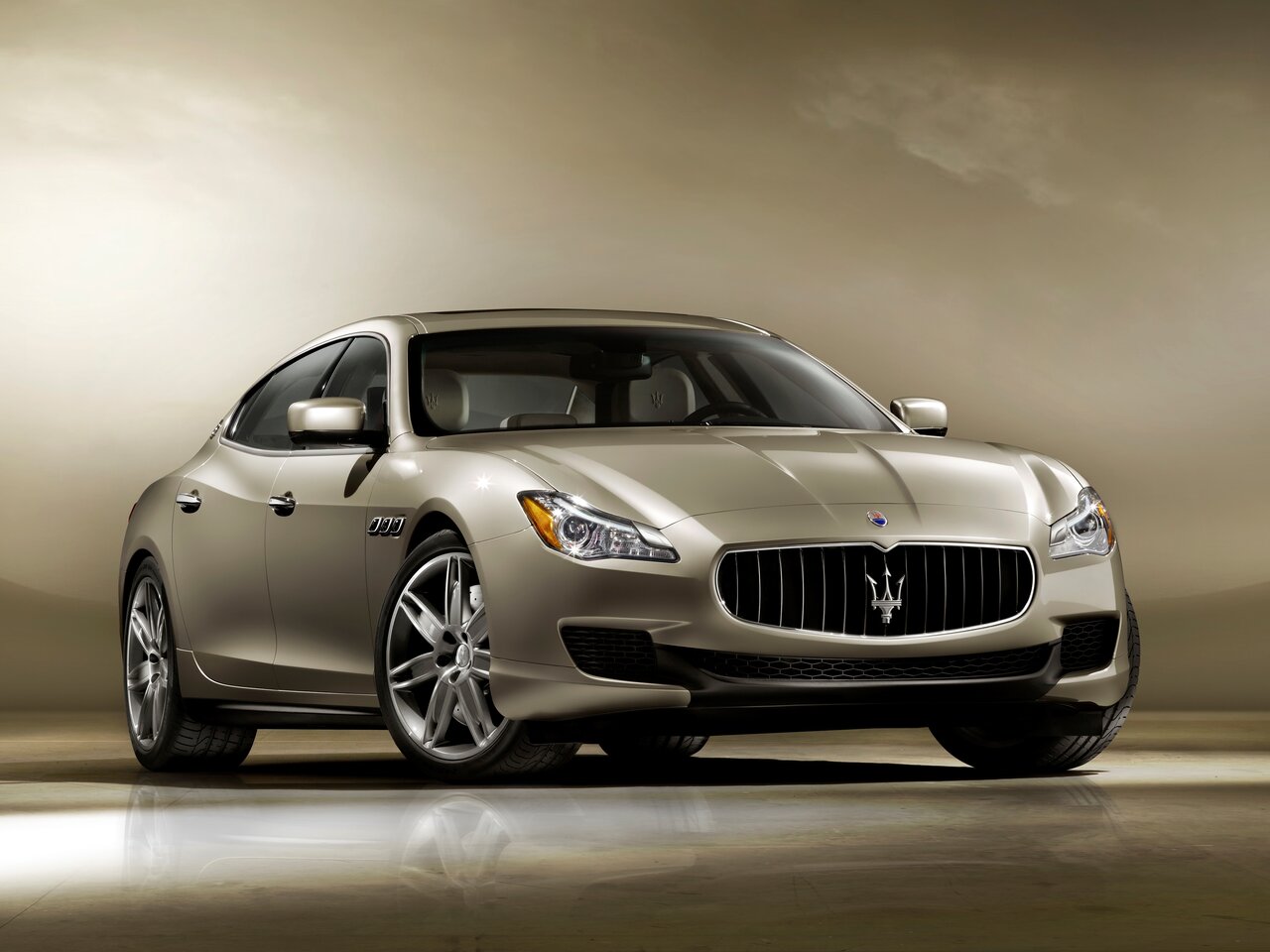 Подбор шин и дисков для автомобиля Maserati Quattroporte VI
