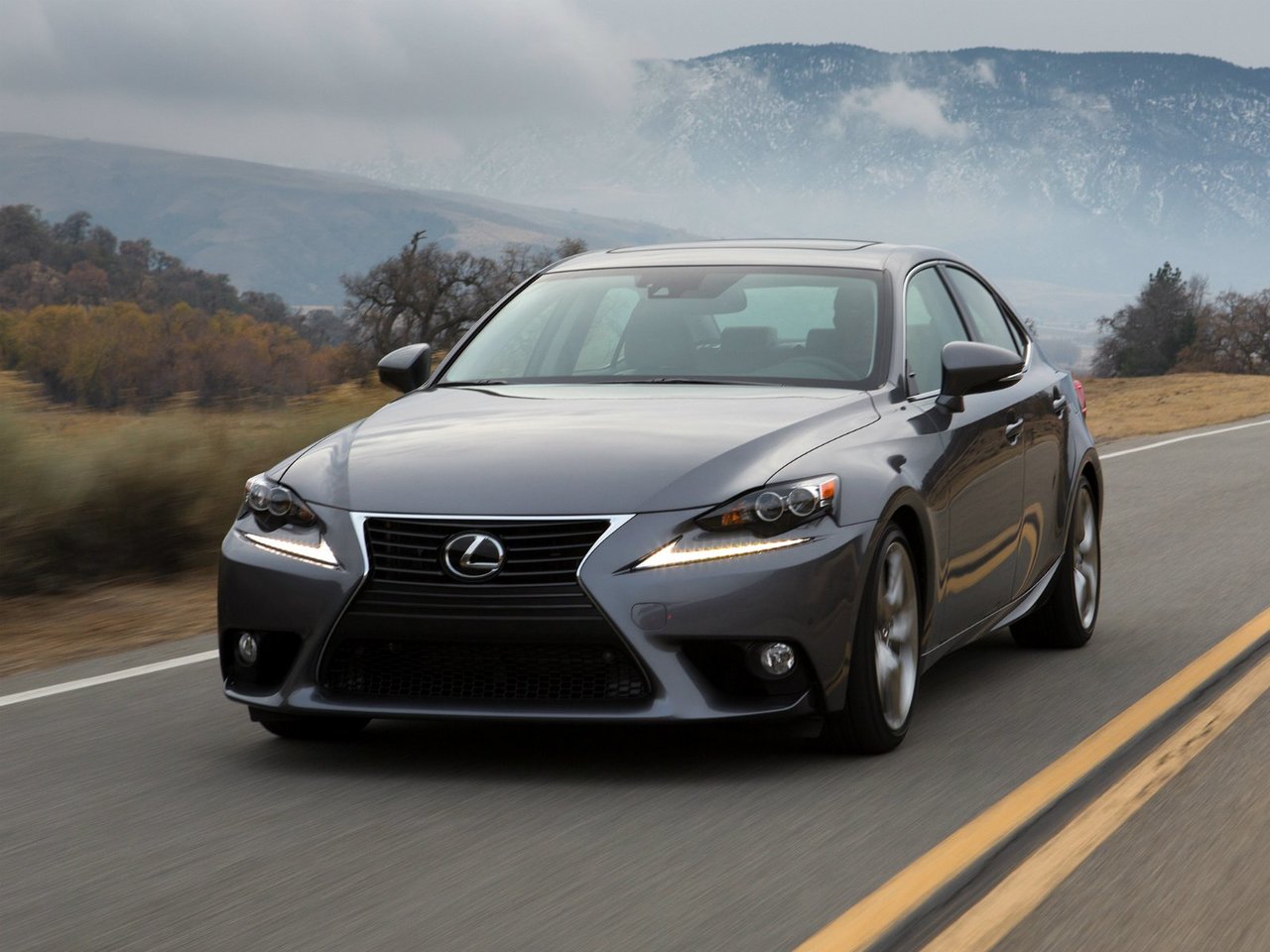 Подбор шин и дисков для автомобиля Lexus IS III (XE30)