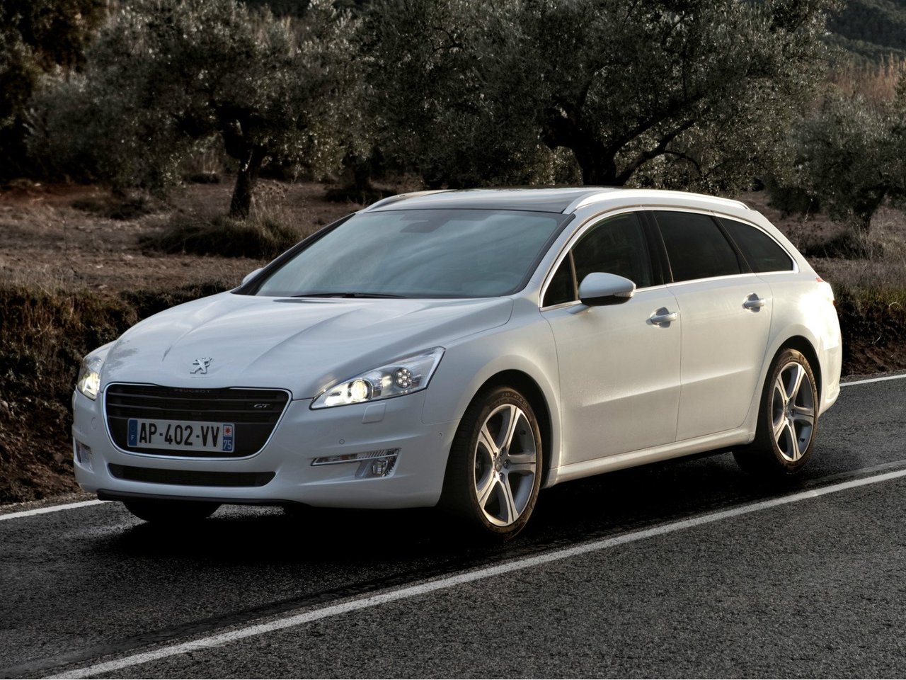Подбор шин и дисков для автомобиля Peugeot 508