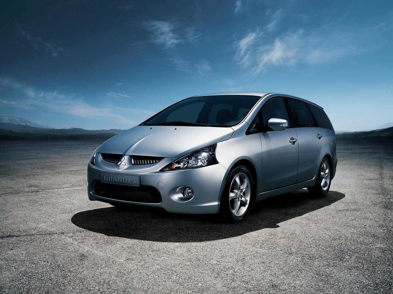 Подбор шин на Mitsubishi Grandis