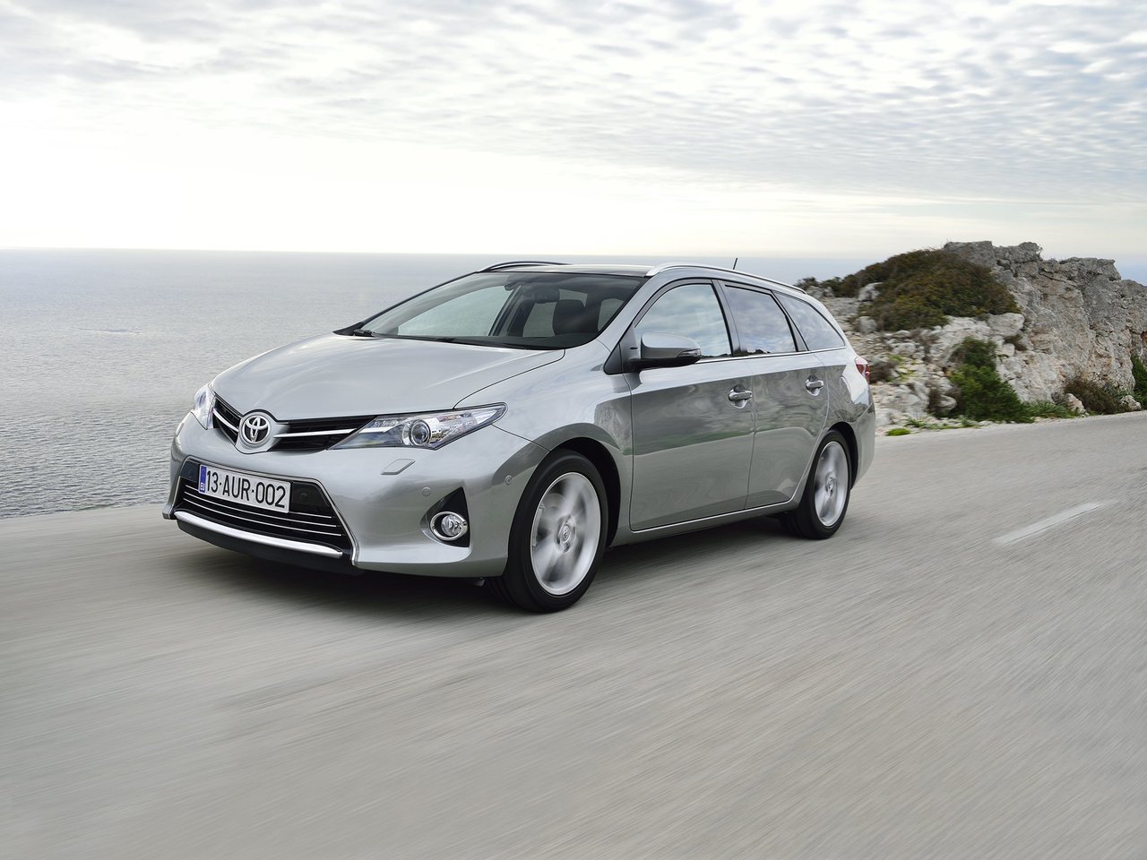 Подбор шин на Toyota Auris II (E180)