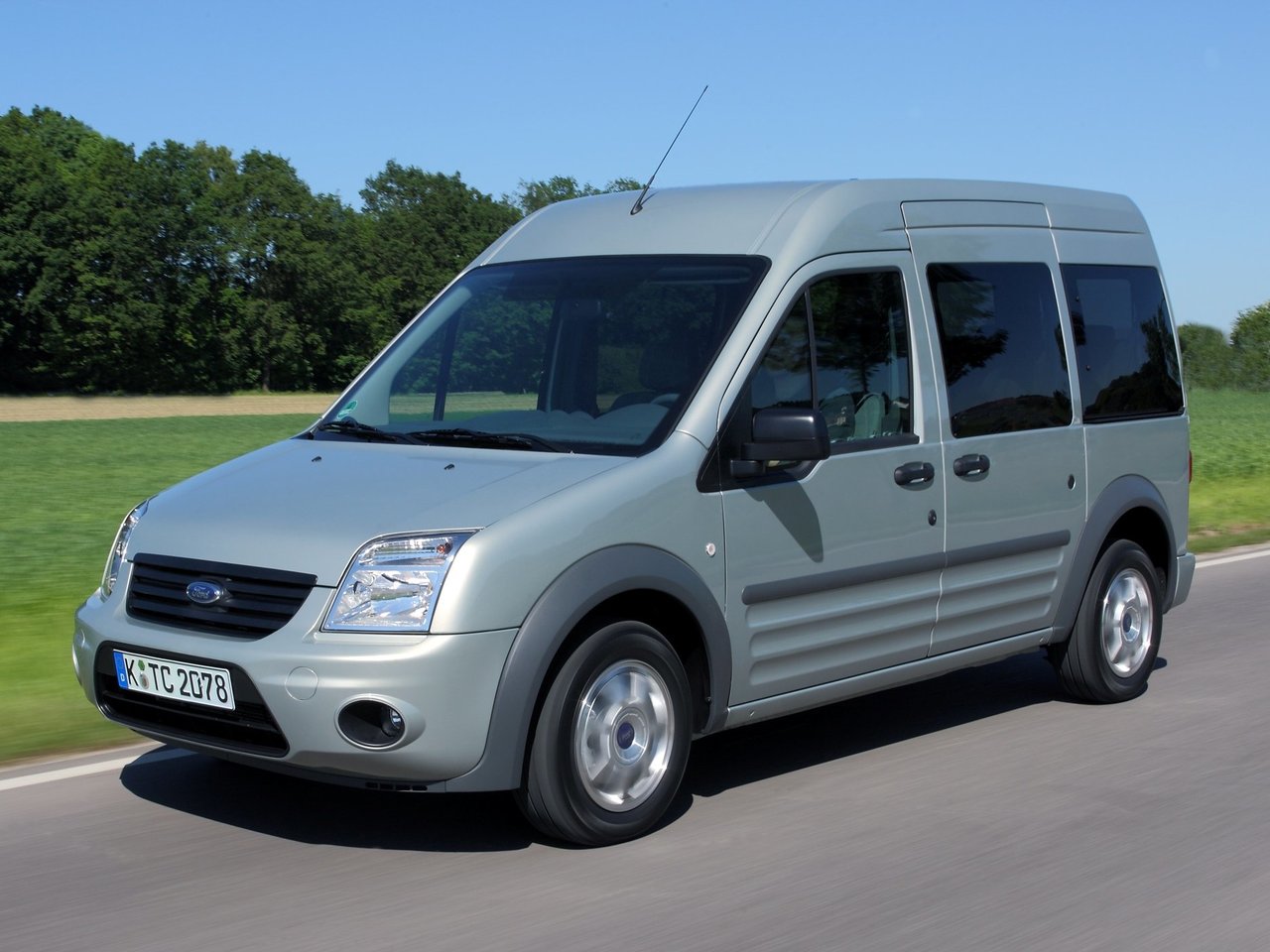 Подбор шин на Ford Tourneo Connect