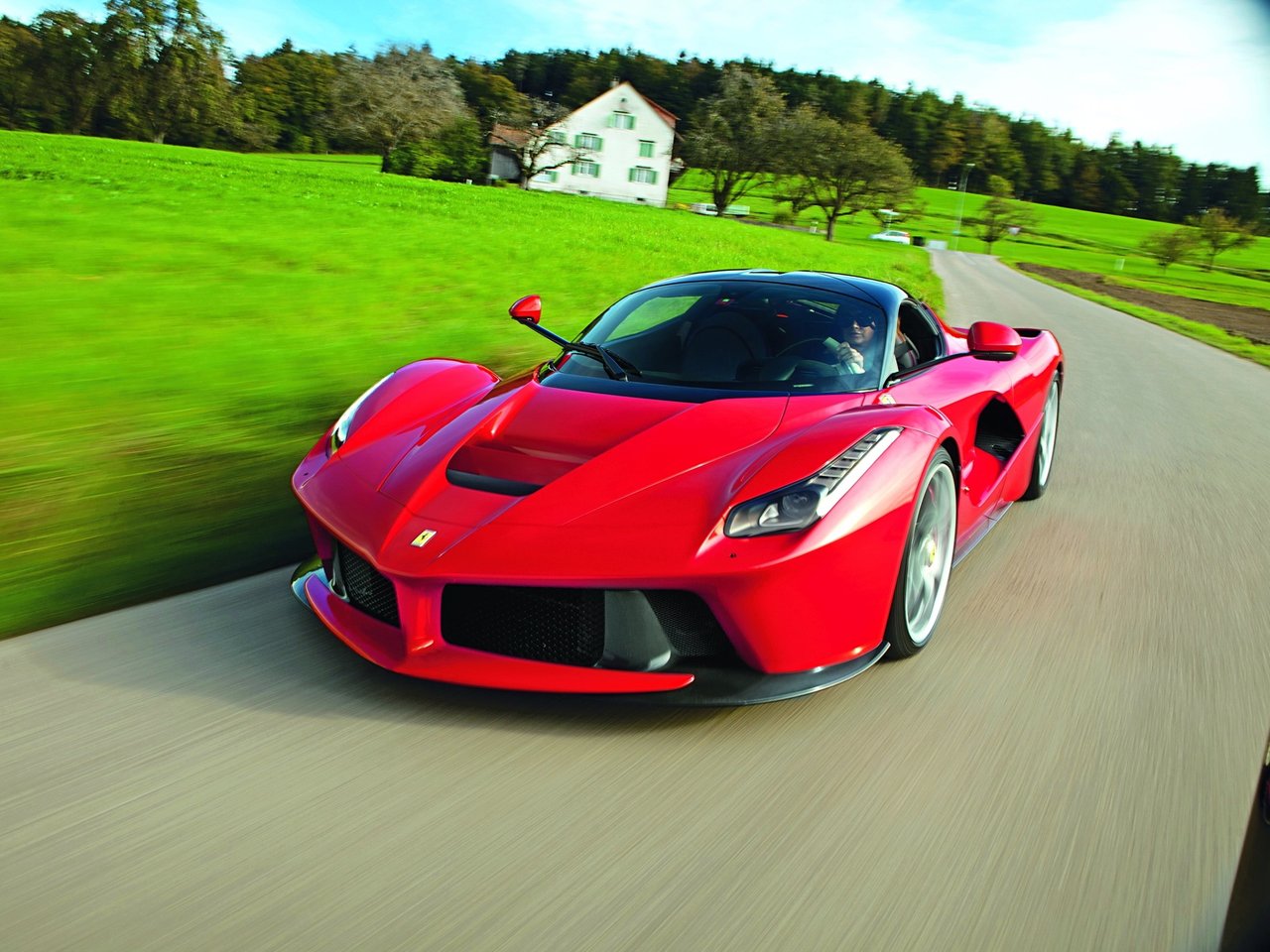 Подбор шин на Ferrari LaFerrari