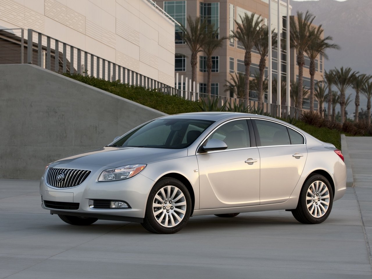 Подбор шин и дисков для автомобиля Buick Regal