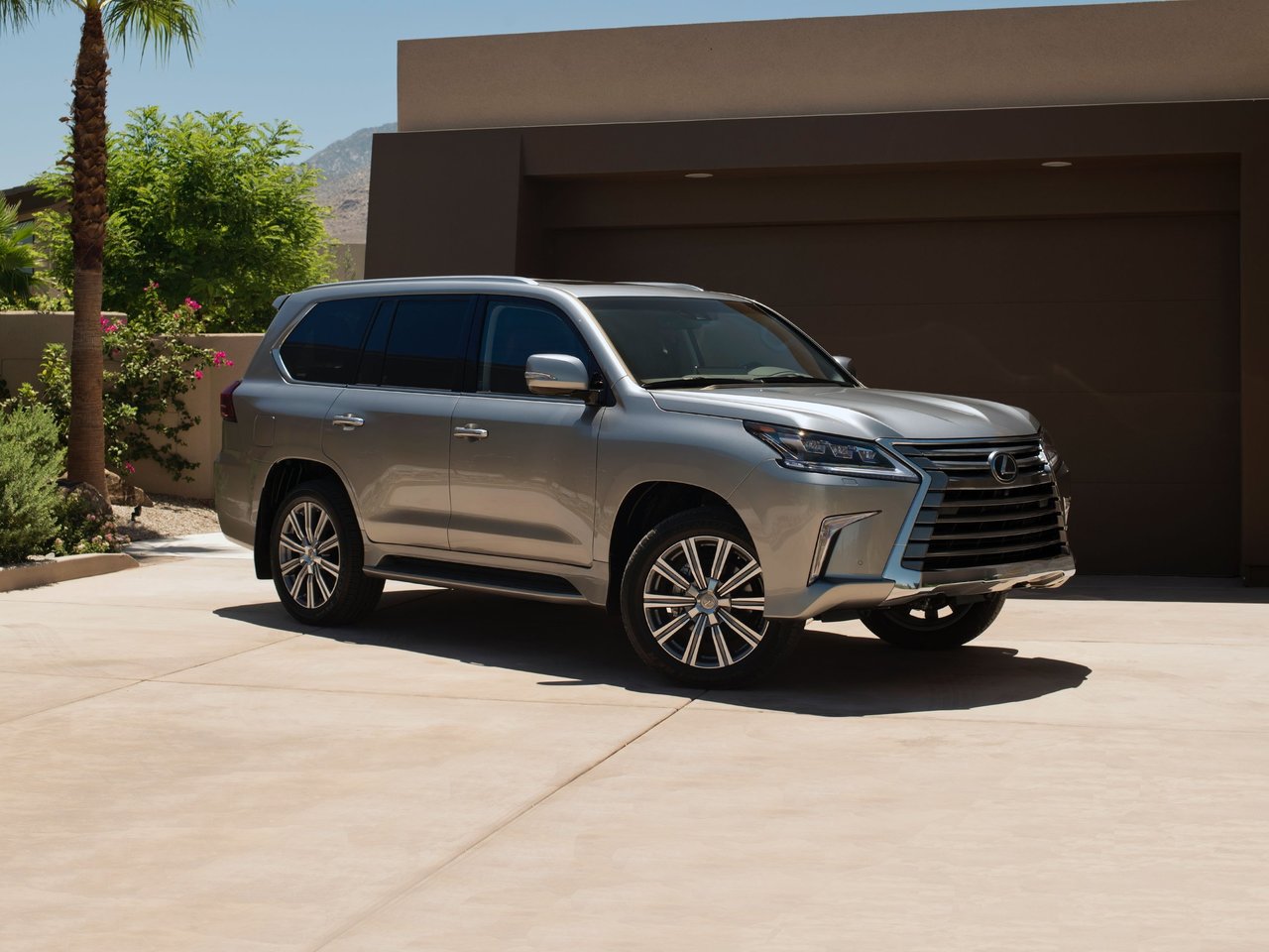 Подбор шин на Lexus LX III (J200)
