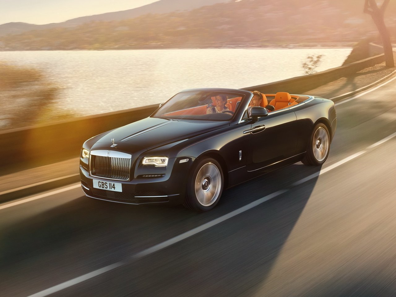 Подбор шин и дисков для автомобиля Rolls-Royce Dawn
