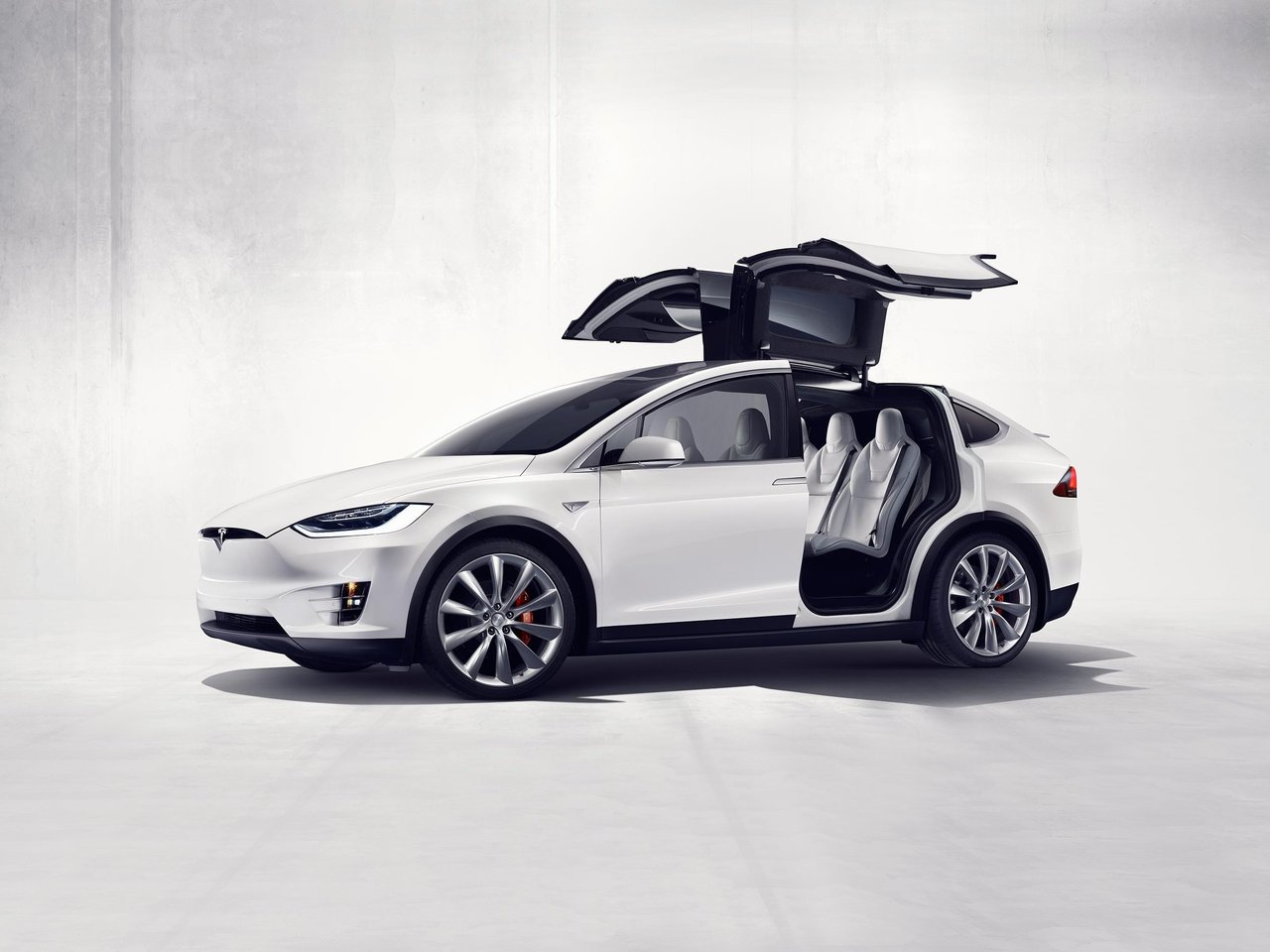 Подбор шин и дисков для автомобиля Tesla Model X