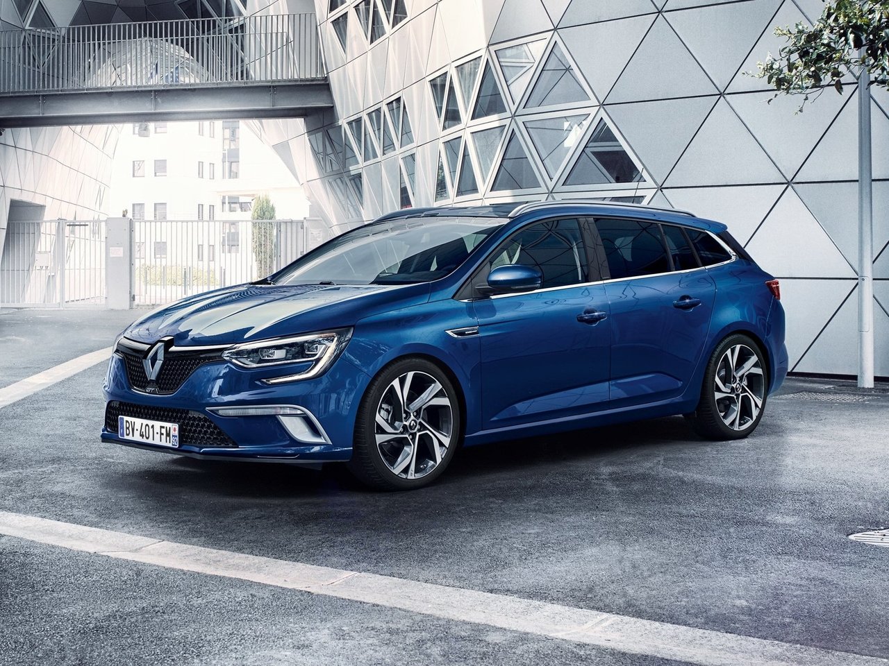 Подбор шин на Renault Megane IV (9A)