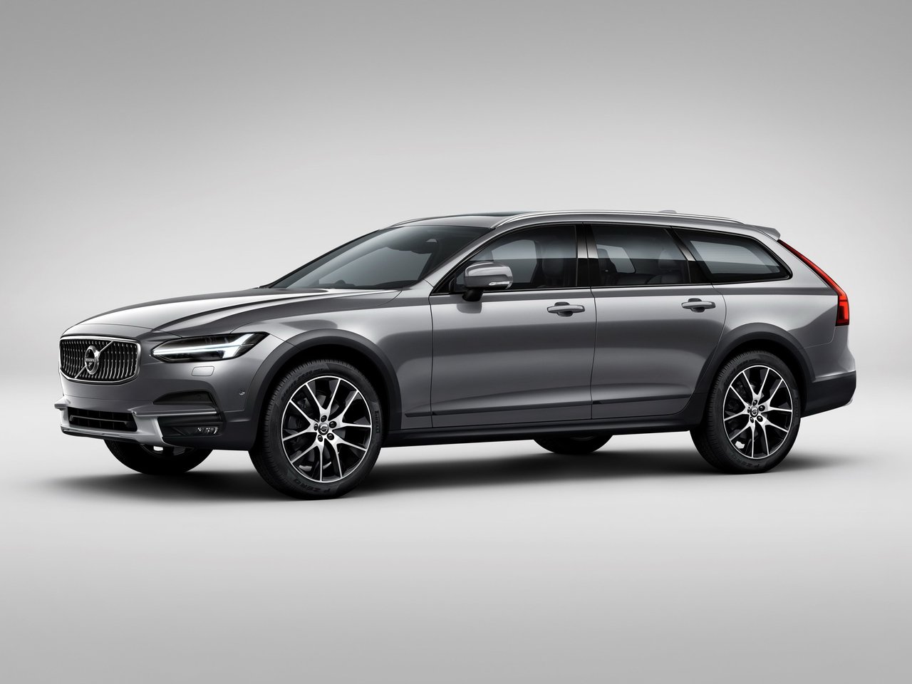 Подбор шин на Volvo V90 Cross Country