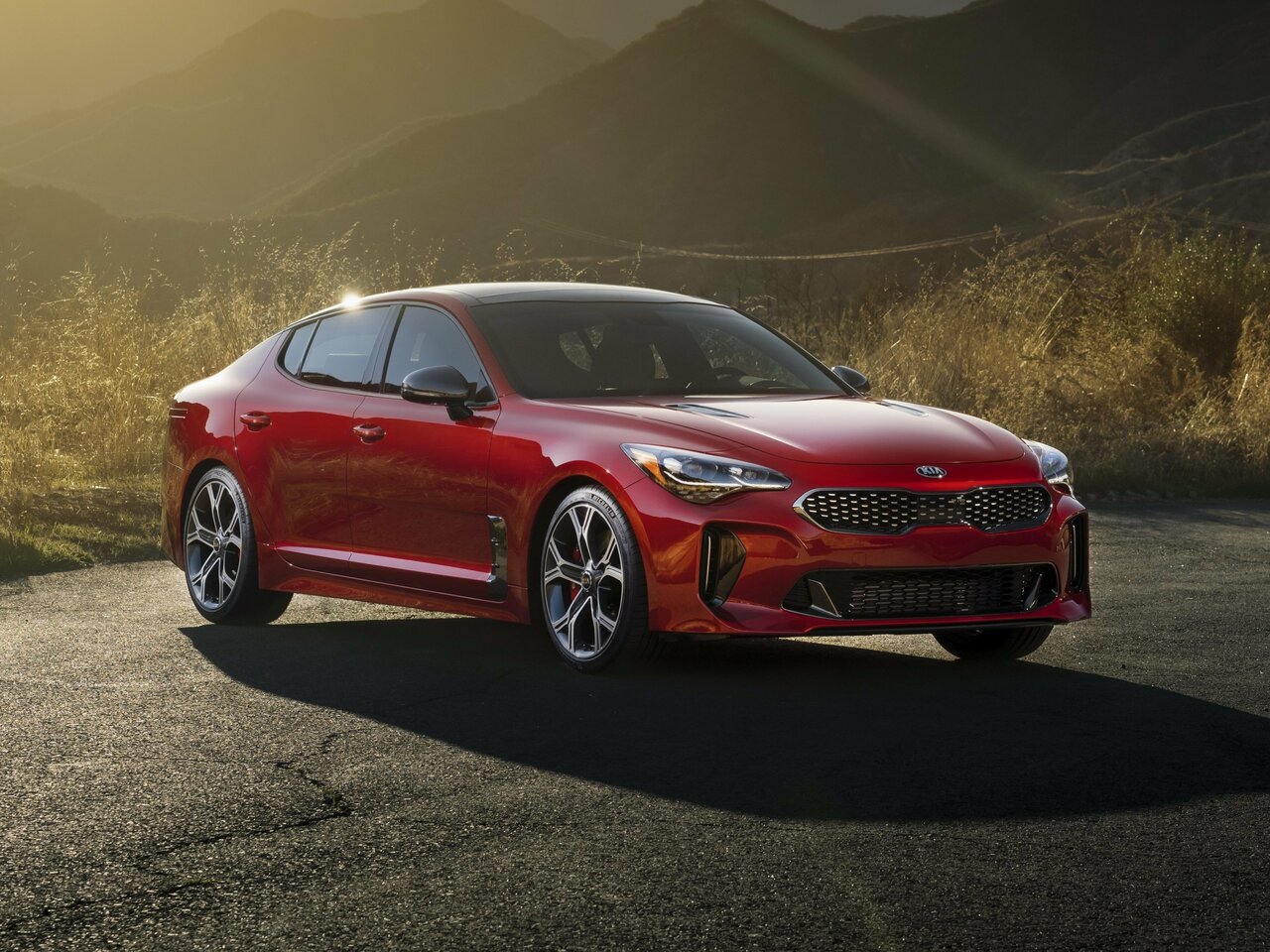 Подбор шин на Kia Stinger