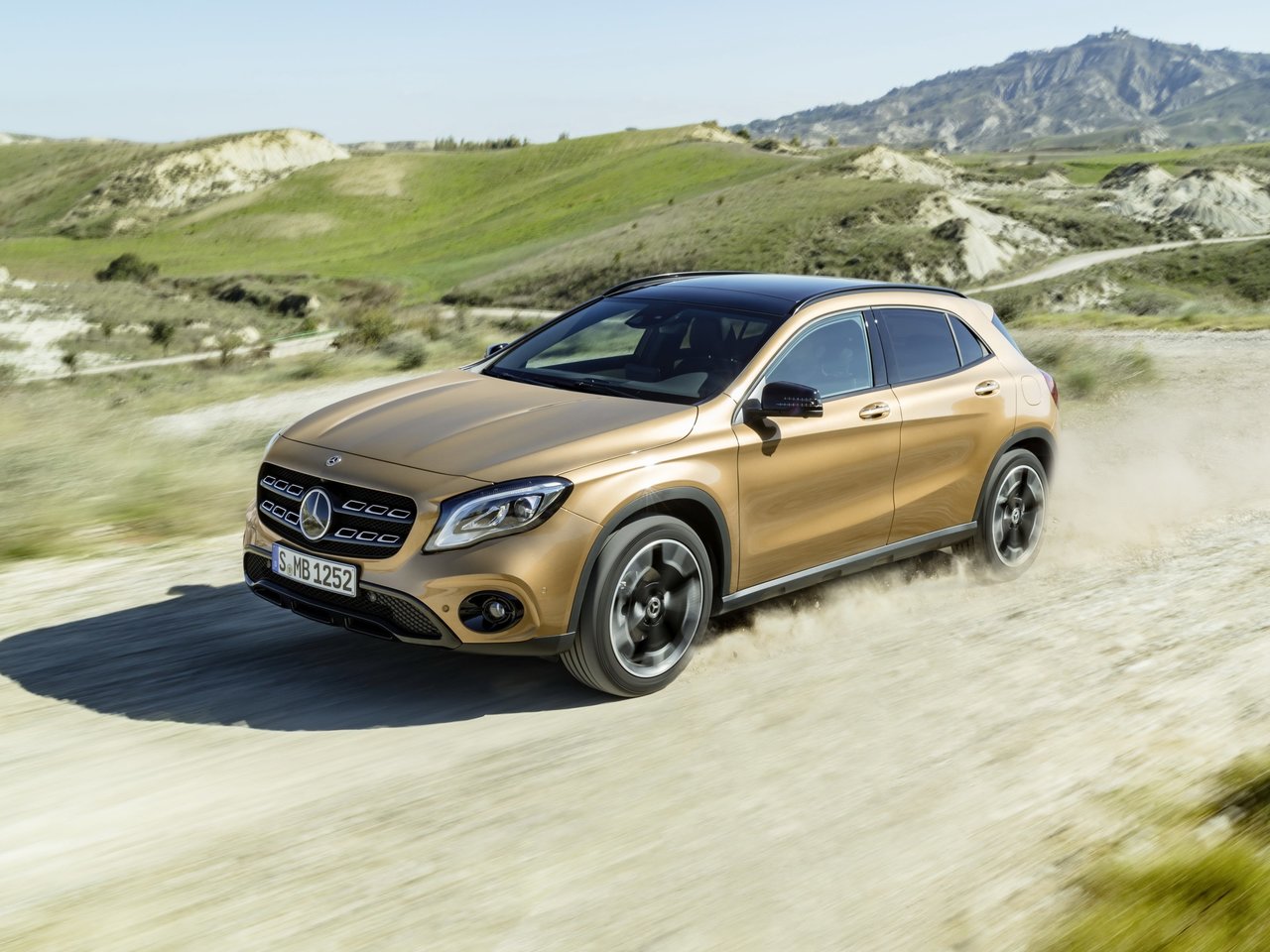 Подбор шин на Mercedes GLA-class (X156)