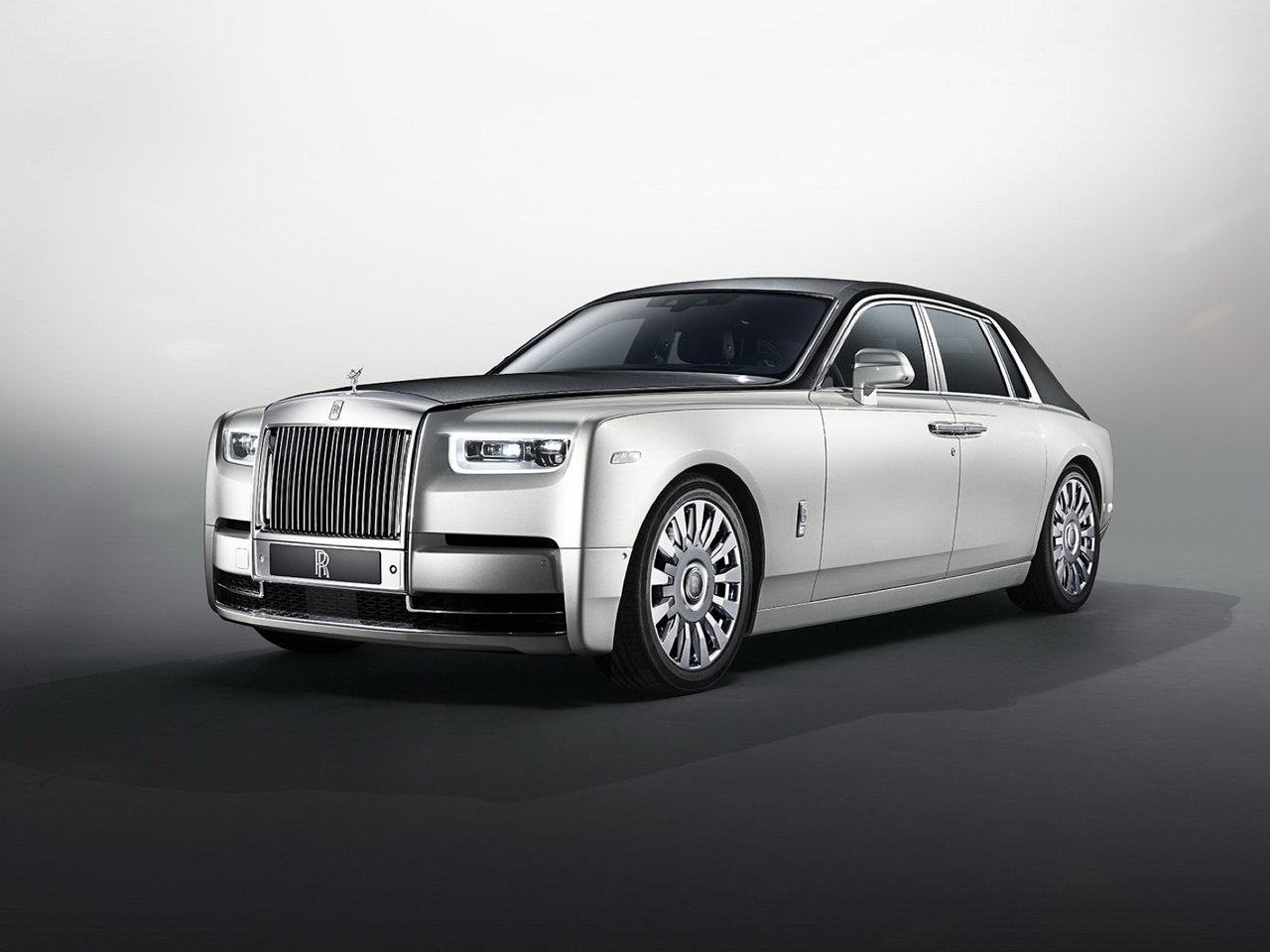 Подбор шин и дисков для автомобиля Rolls-Royce Phantom VIII