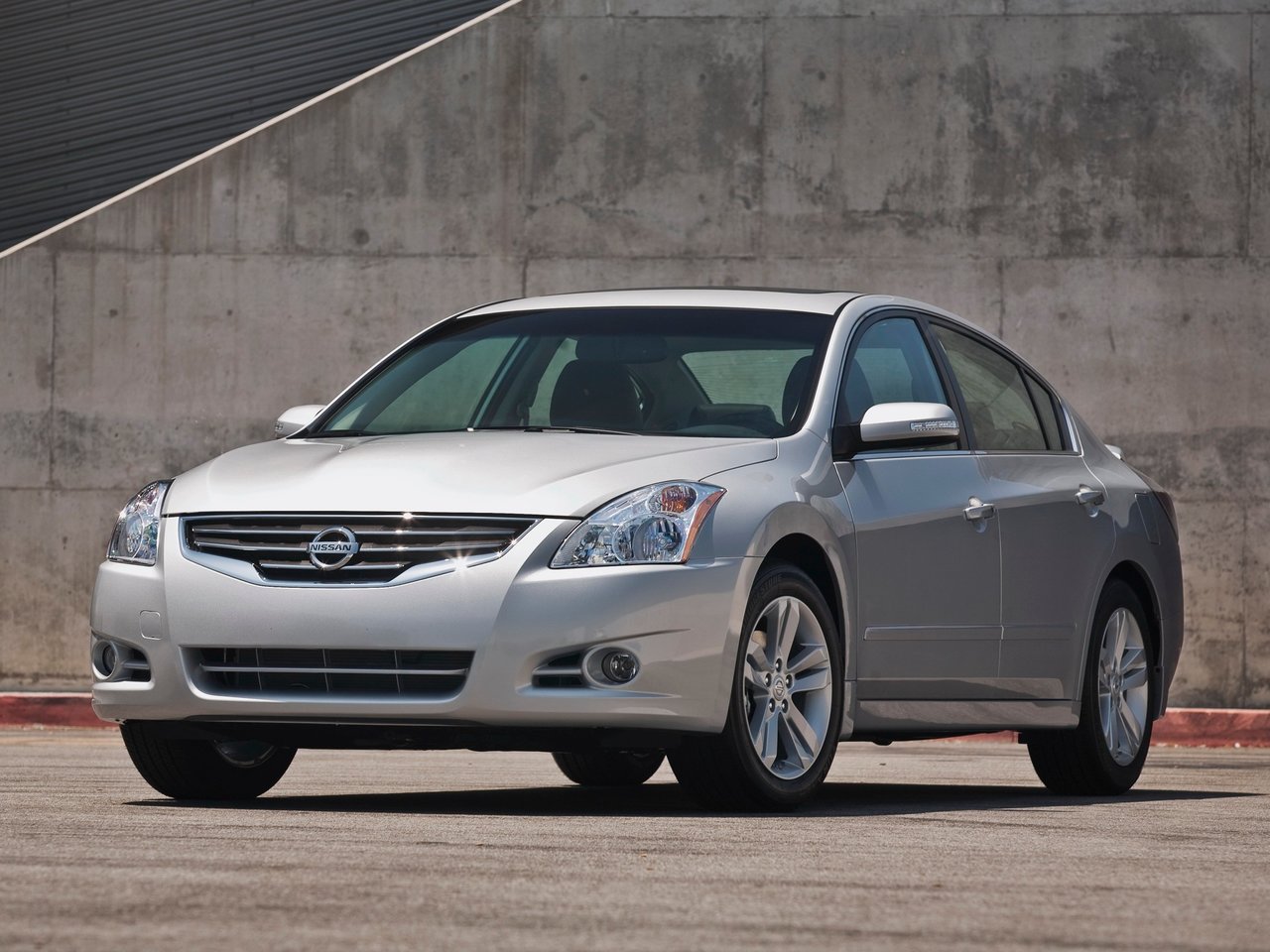 Подбор шин на Nissan Altima IV