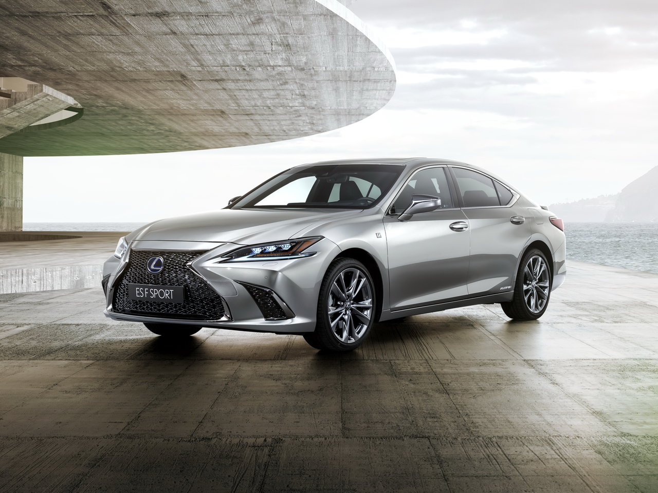 Подбор шин на Lexus ES VII (XV70)