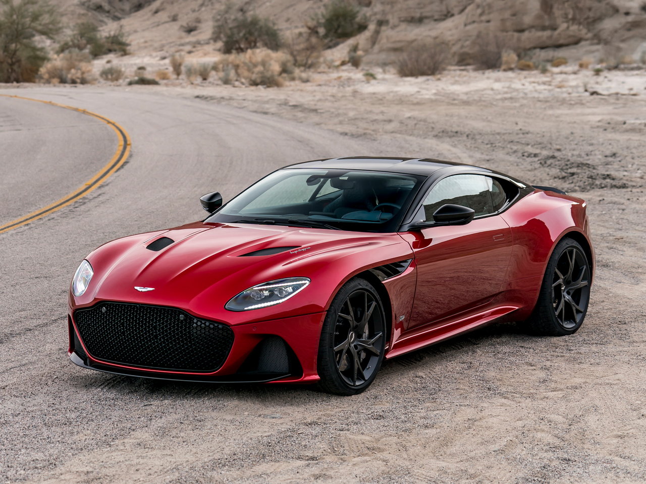 Подбор шин и дисков для автомобиля Aston Martin DBS 770 Ultimate