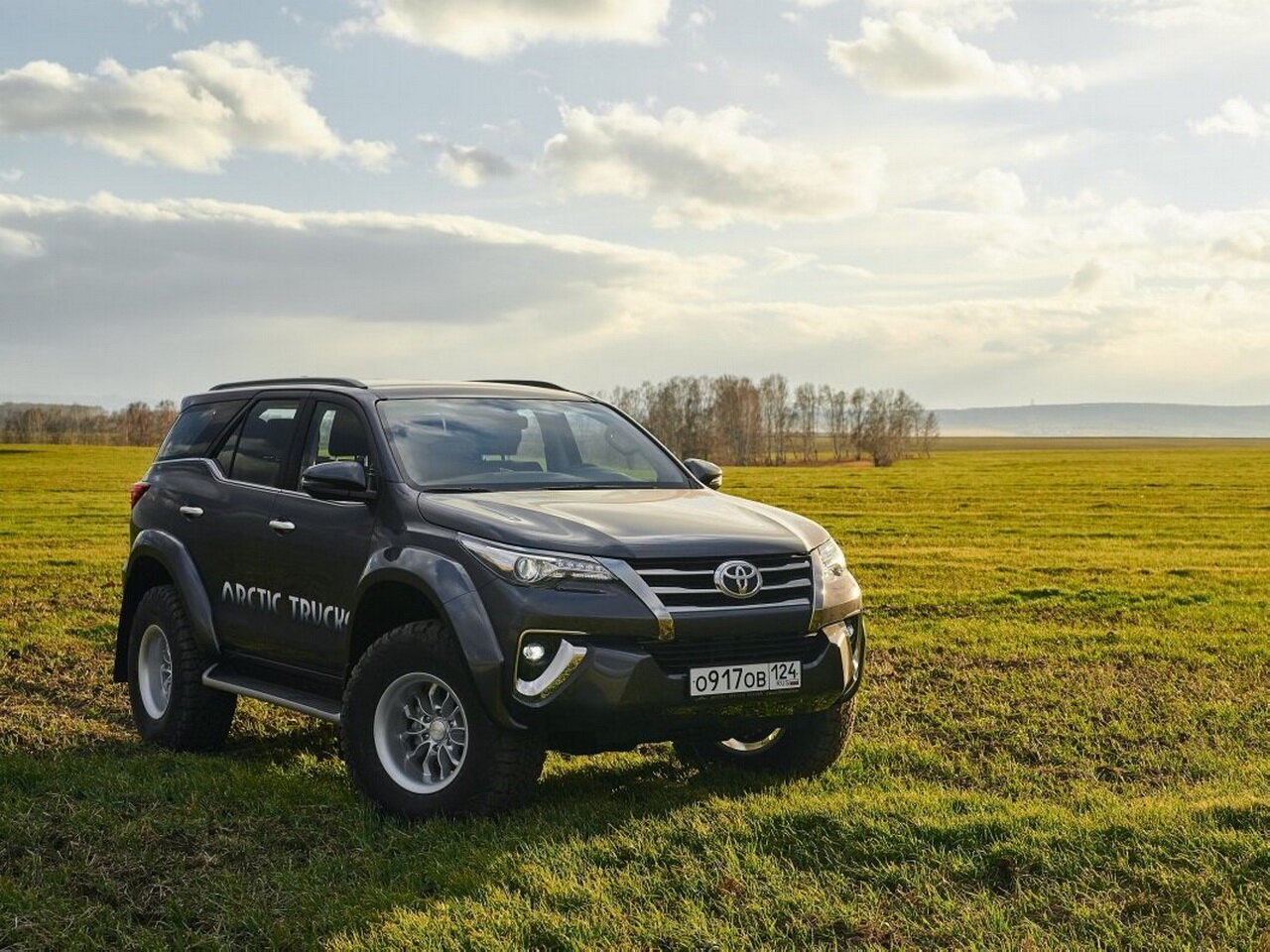 Подбор шин на Toyota Fortuner II (AN160)