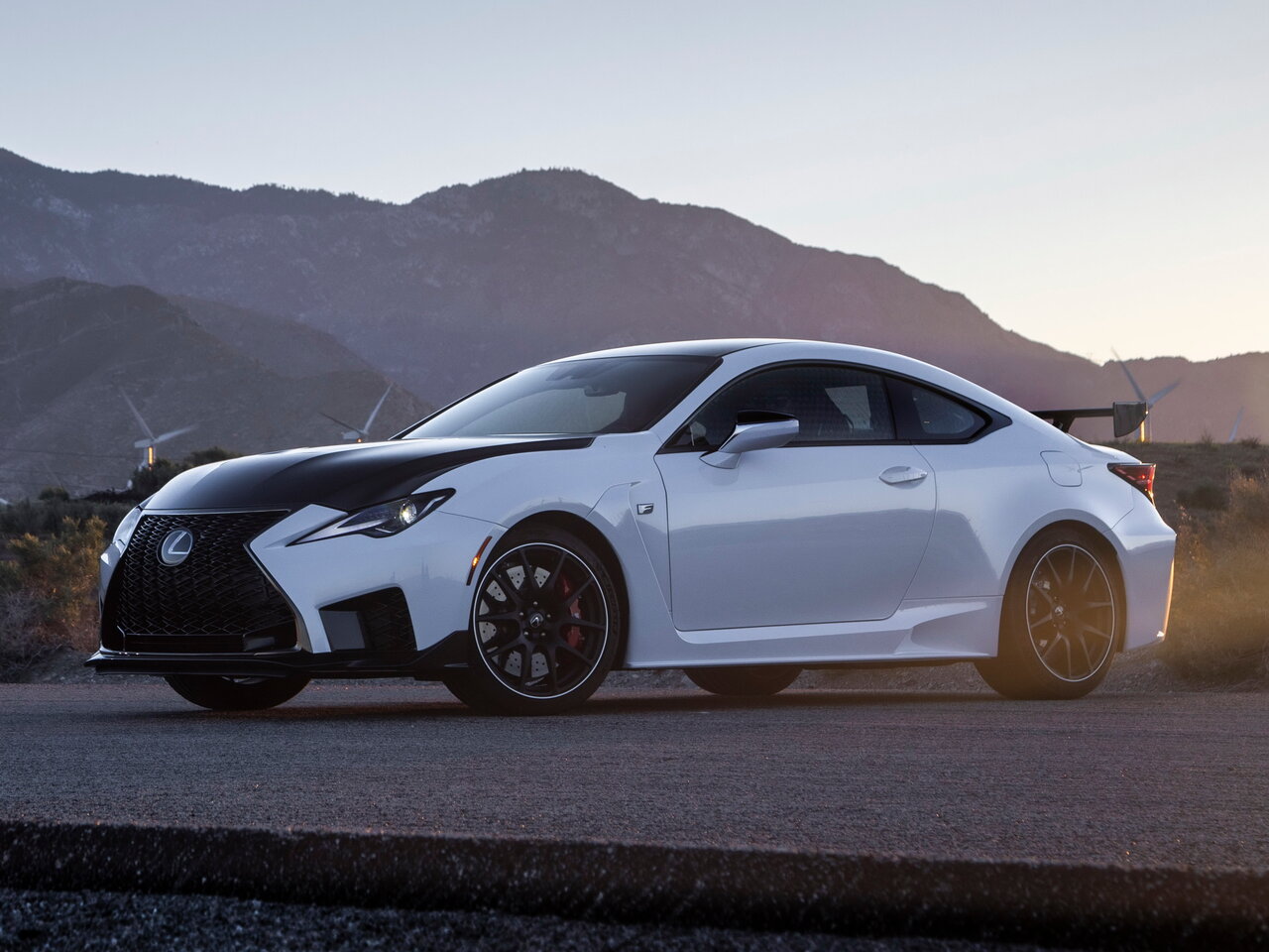 Подбор шин на Lexus RC F