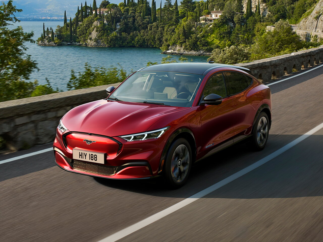 Подбор шин и дисков для автомобиля Ford Mustang Mach-E