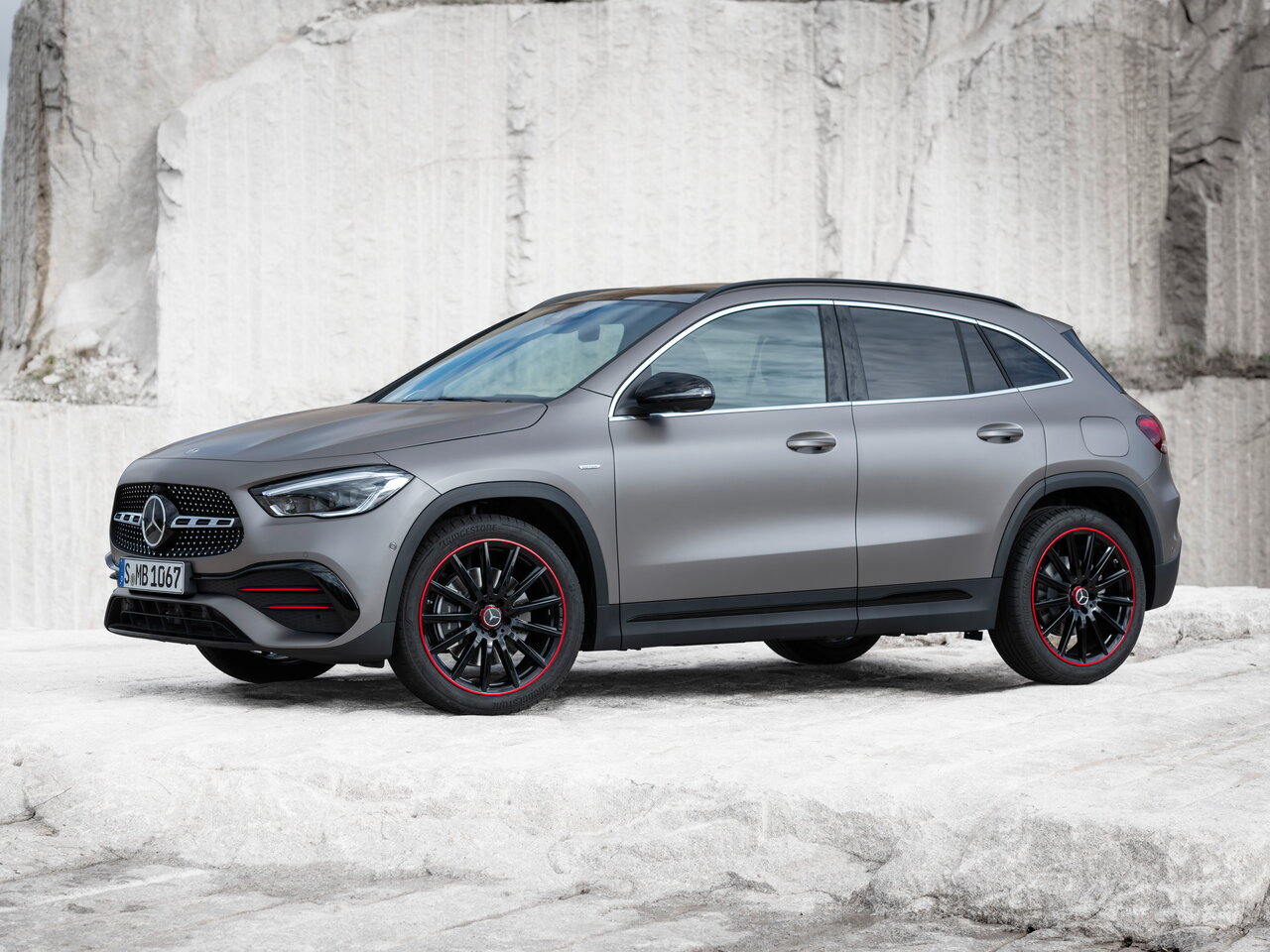 Подбор шин на Mercedes GLA-class (H247)