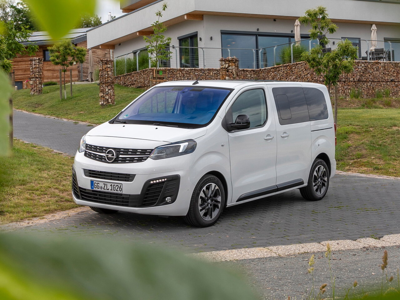 Подбор шин на Opel Zafira Life