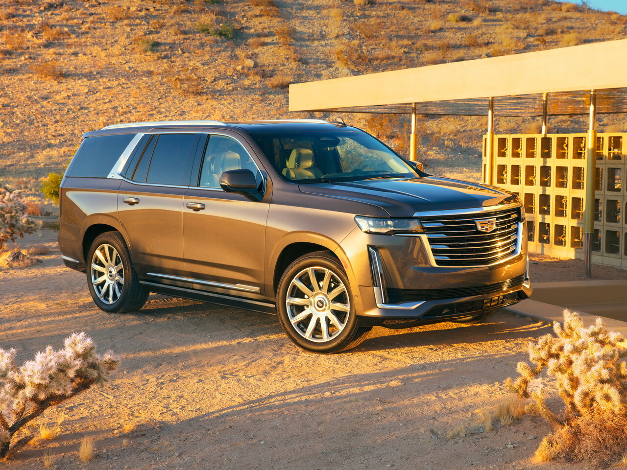 Подбор шин на Cadillac Escalade IV (GMT K2XL)