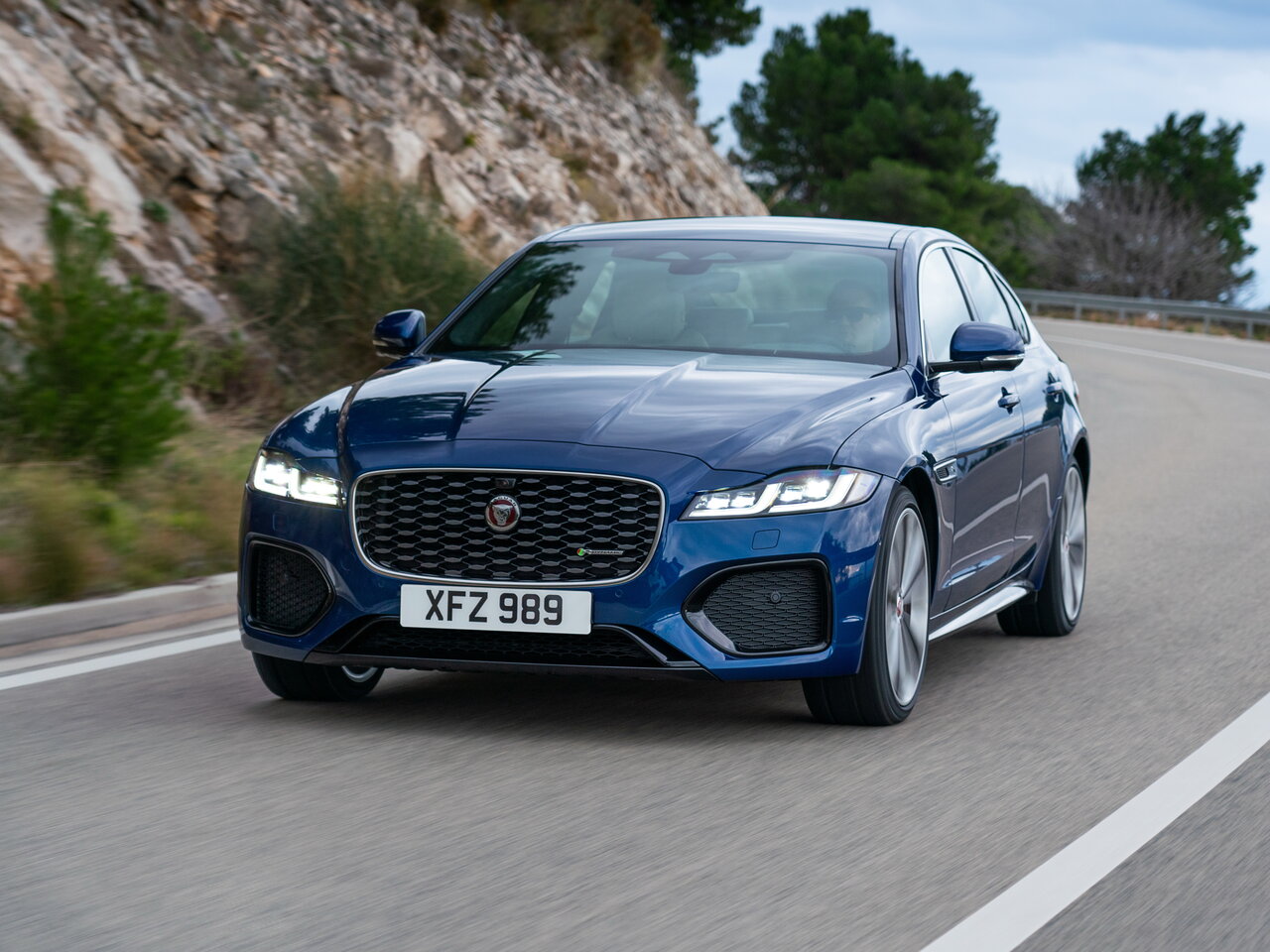 Подбор шин на Jaguar XF II (X260)
