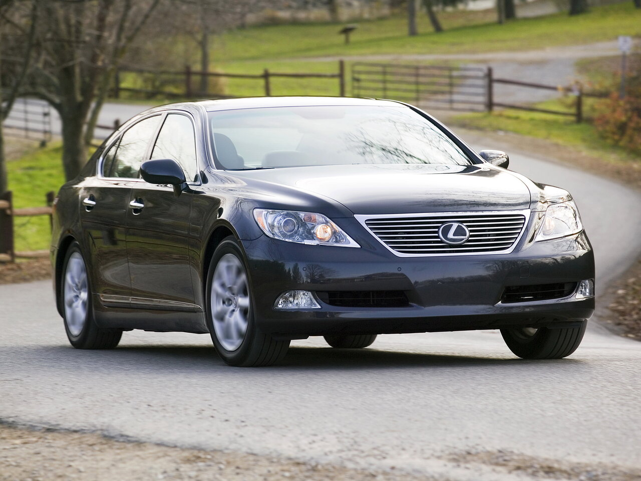 Подбор шин на Lexus LS IV (XF40)