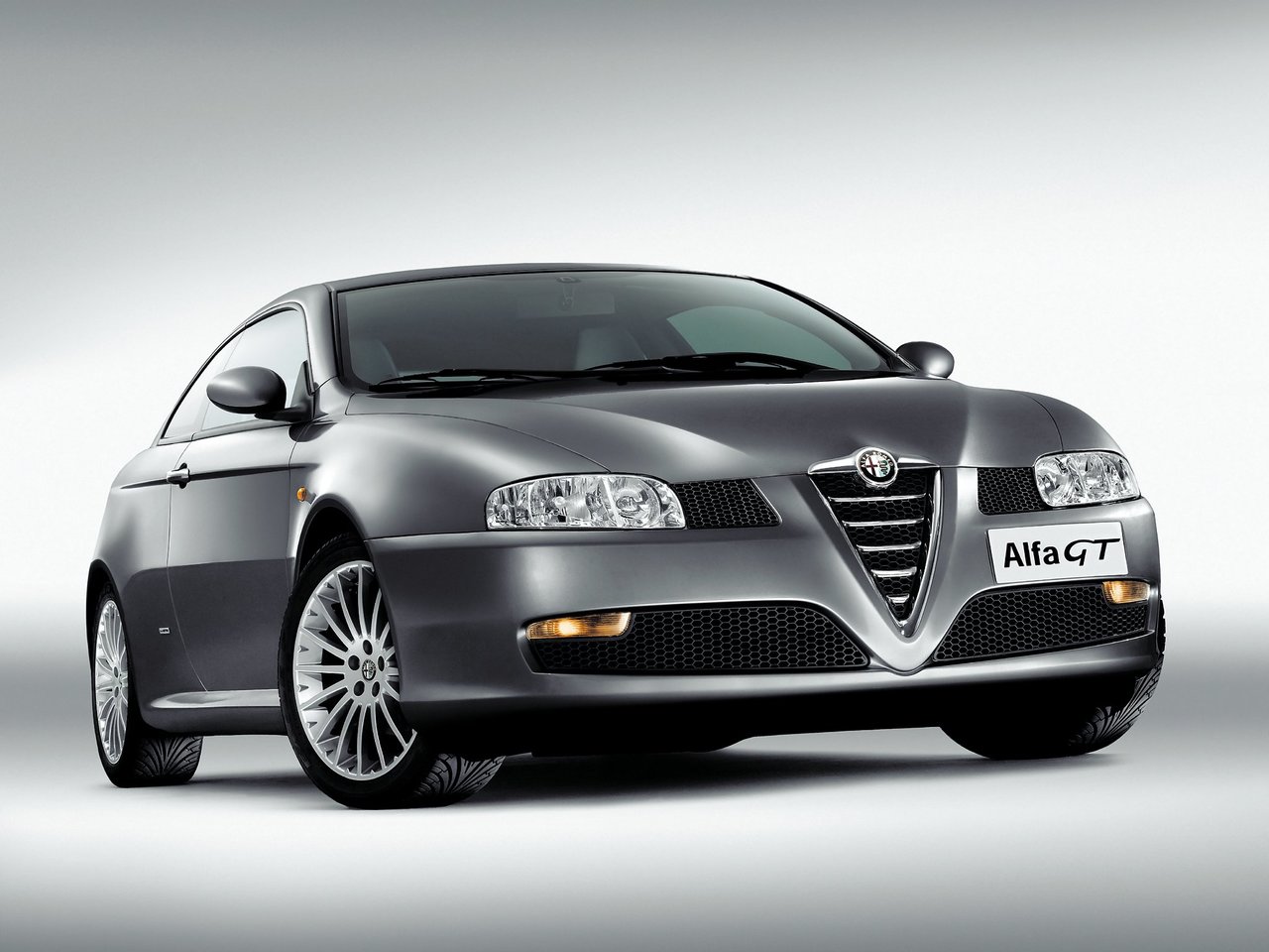Подбор шин и дисков для автомобиля Alfa Romeo GT