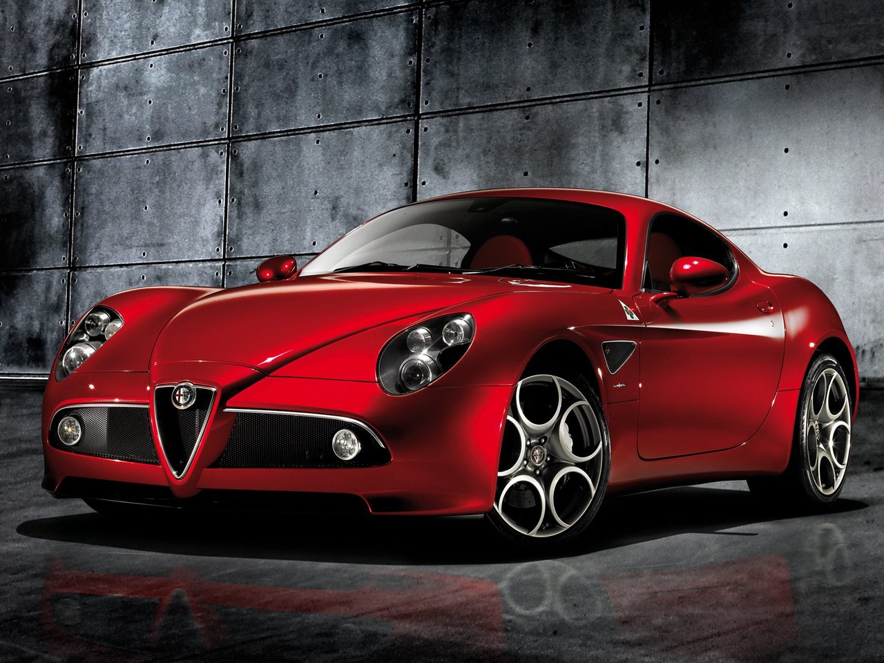 Подбор шин на Alfa Romeo 8C Competizione