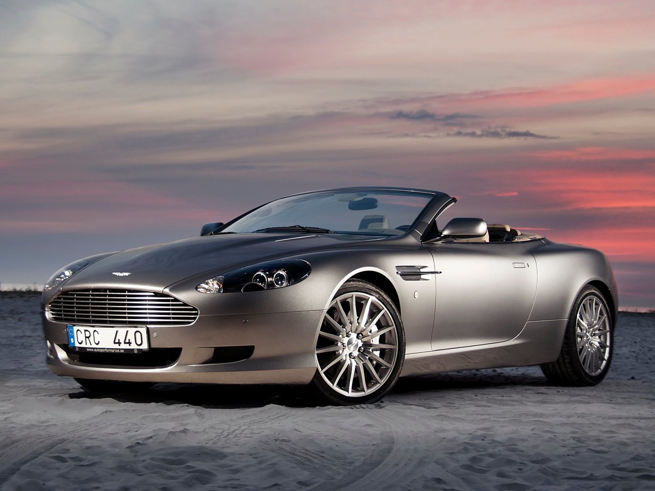 Подбор шин и дисков для автомобиля Aston Martin DB9
