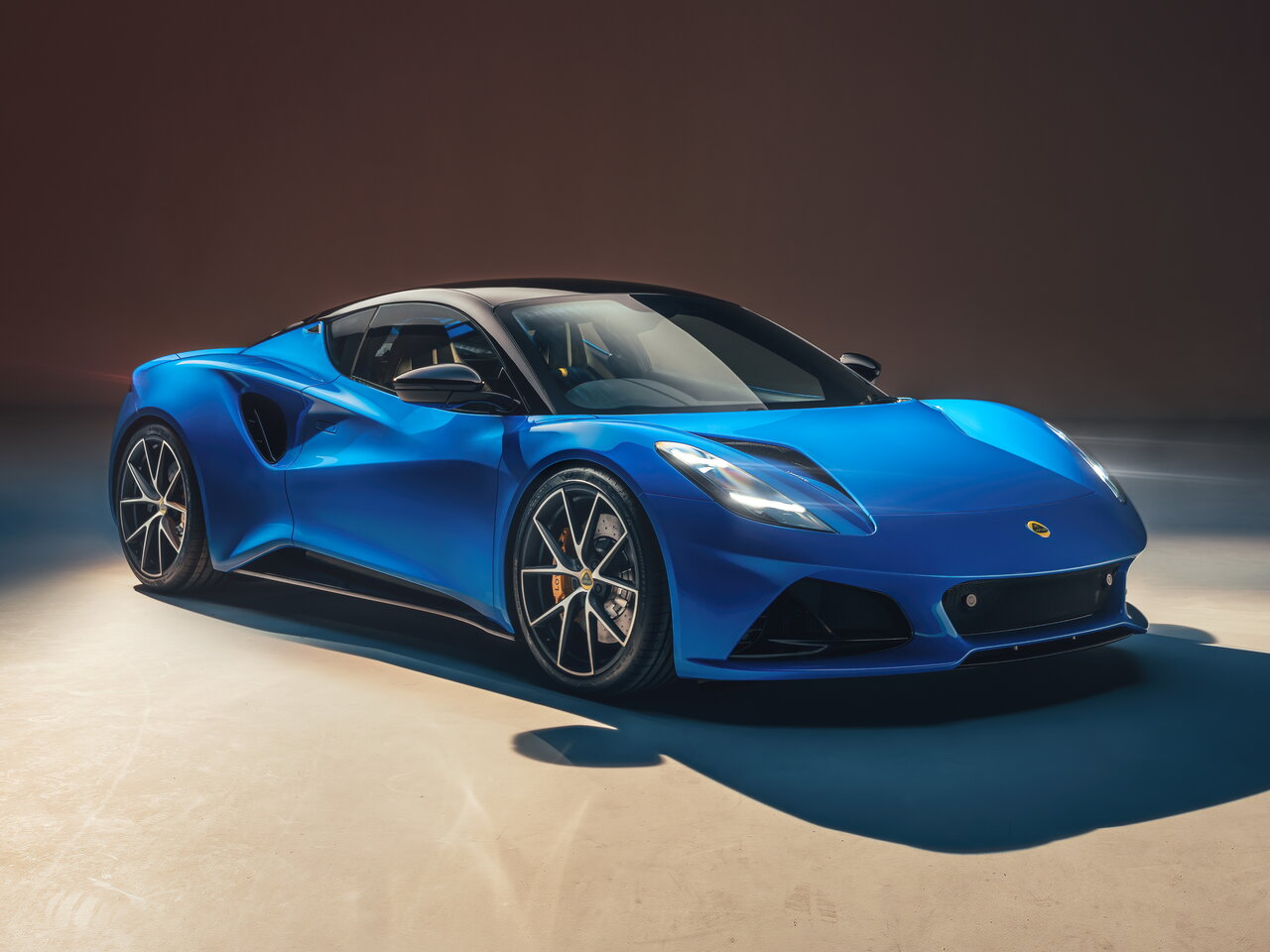 Подбор шин и дисков для автомобиля Lotus Emira