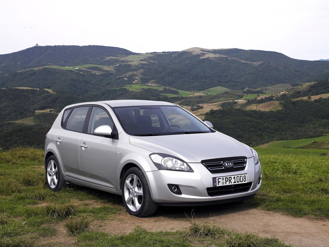 Подбор шин и дисков для автомобиля Kia Ceed