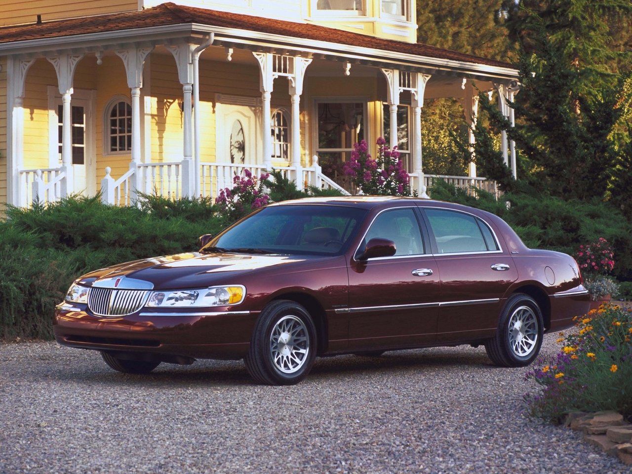 Подбор шин на Lincoln Town Car
