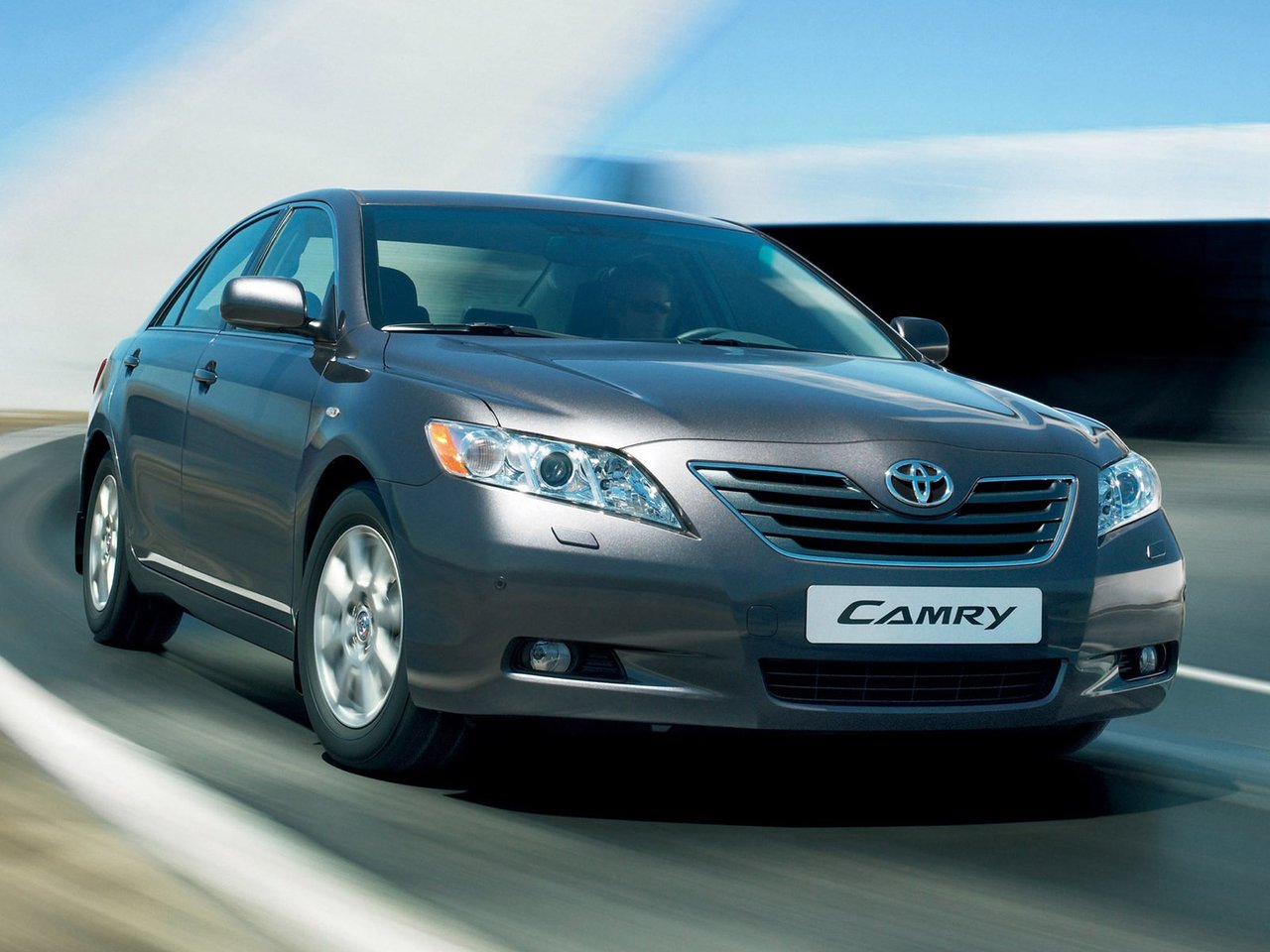 Подбор шин на Toyota Camry VII (XV40)