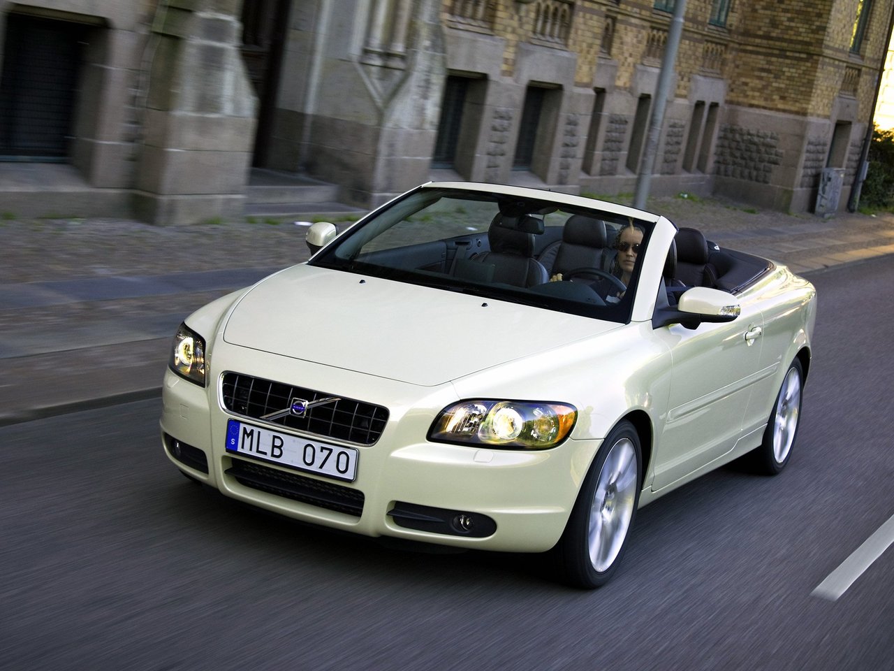 Подбор шин на Volvo C70 Convertible