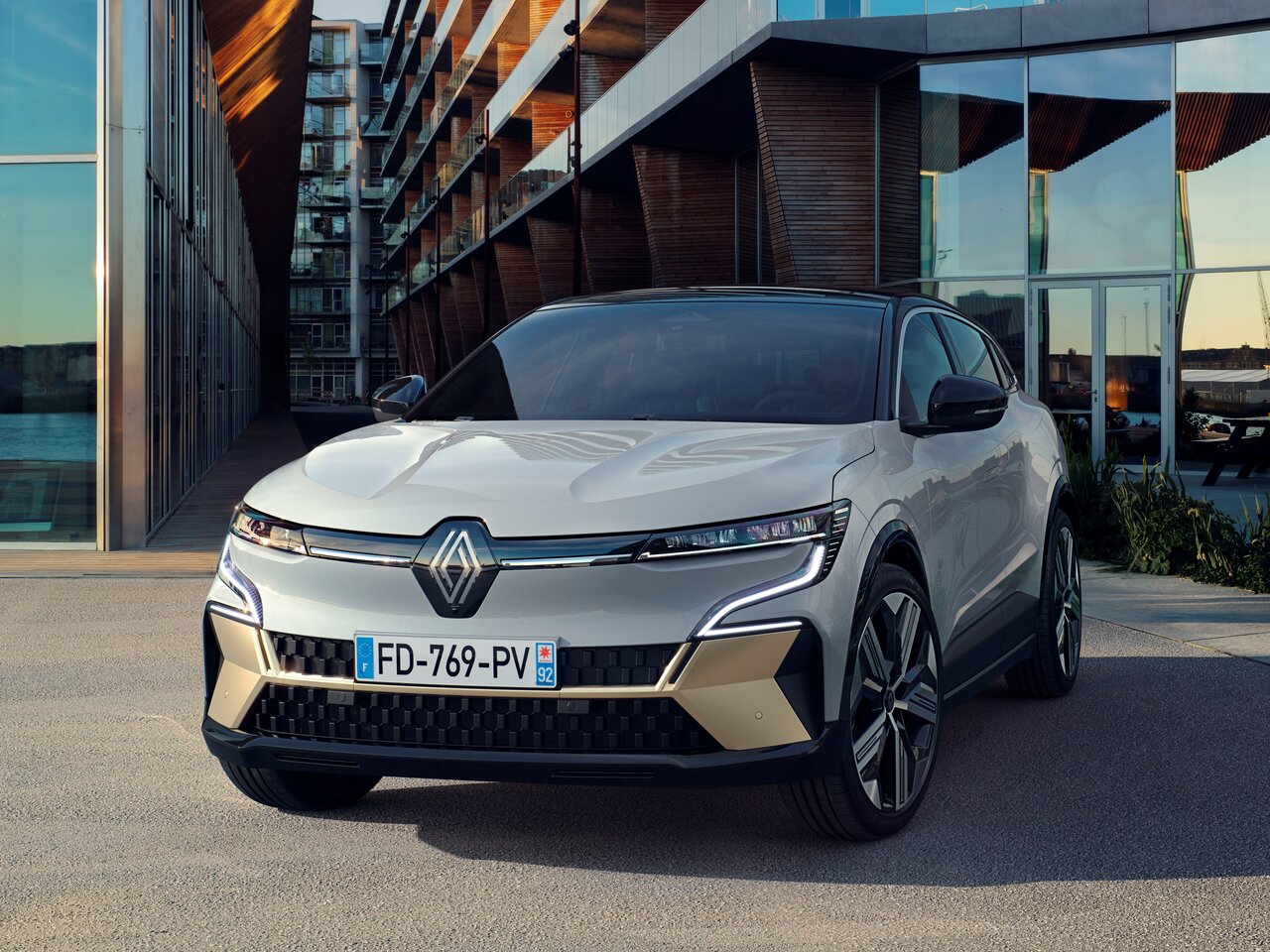Подбор шин на Renault Megane E-Tech