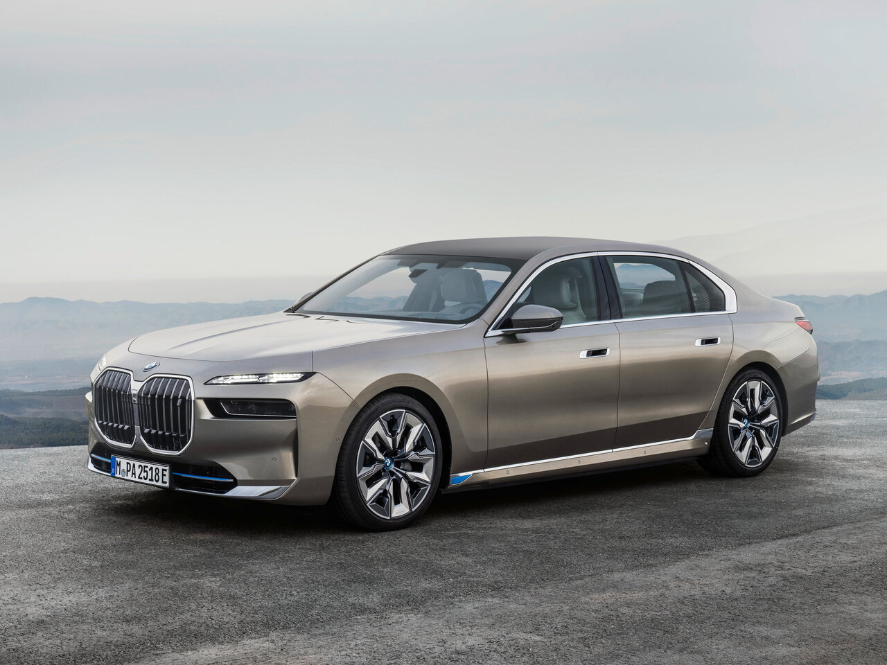 Подбор шин на BMW i7 (G70)