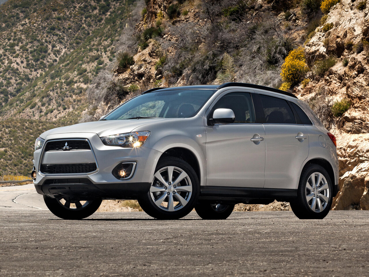 Подбор шин на Mitsubishi Outlander Sport