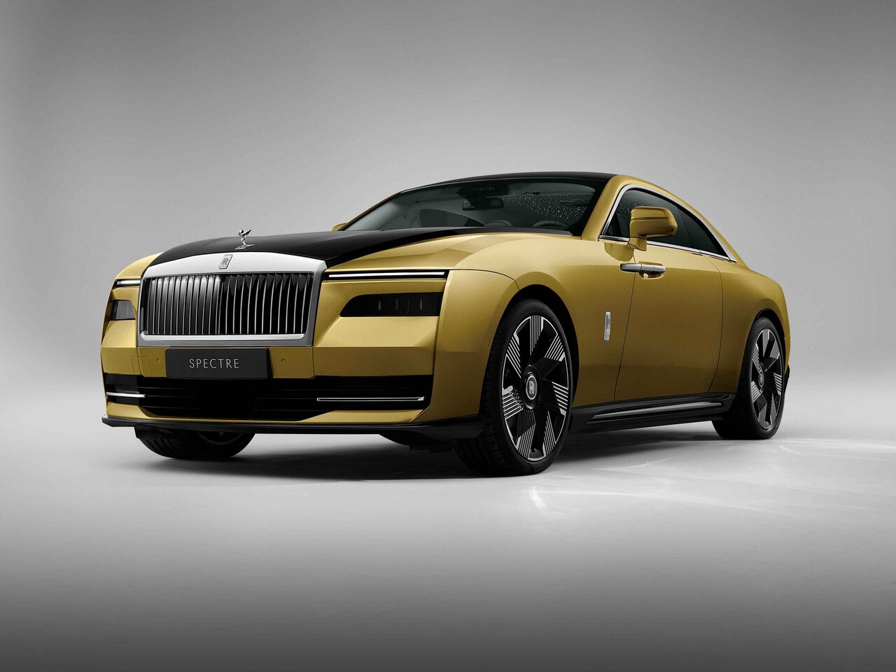 Подбор шин и дисков для автомобиля Rolls-Royce Spectre