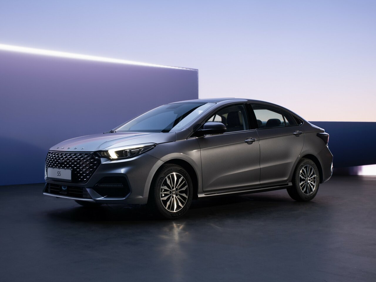 Подбор шин и дисков для автомобиля Omoda S5
