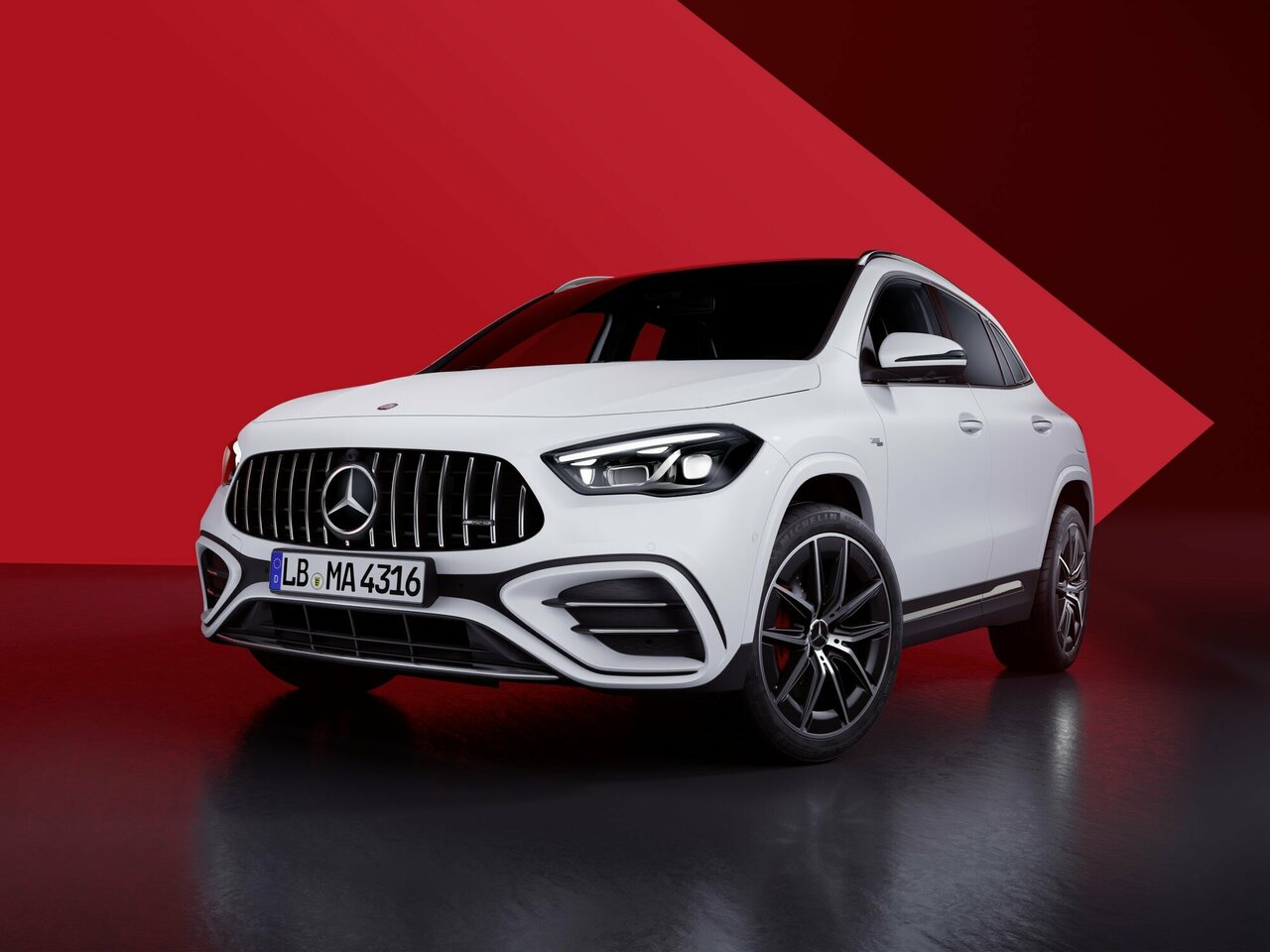Подбор шин на Mercedes GLA-Class AMG (H247)