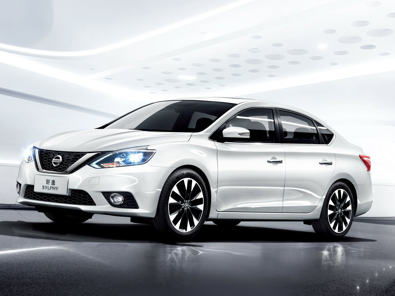 Подбор шин на Nissan Sylphy (B17)
