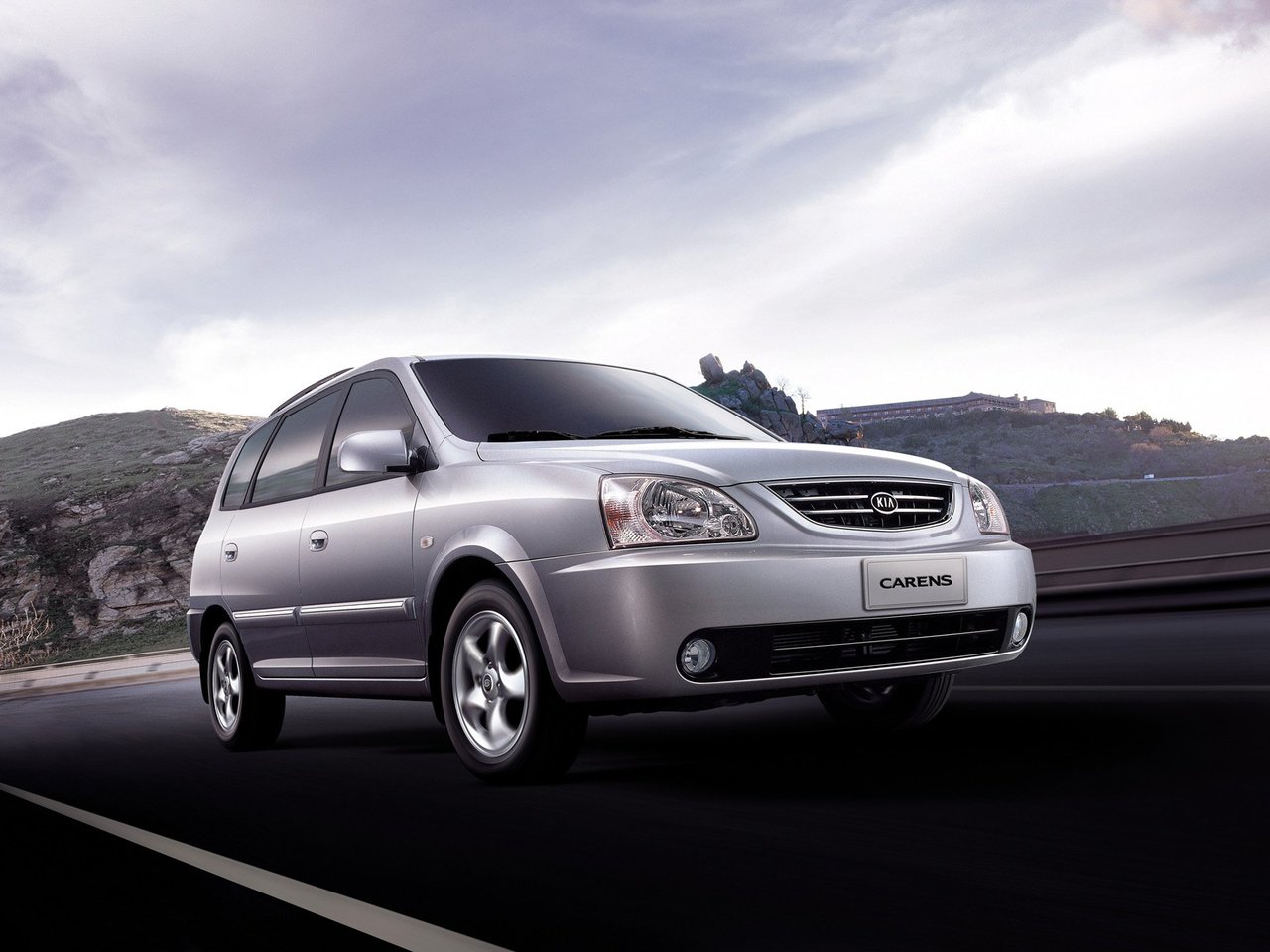 Подбор шин и дисков для автомобиля Kia Carens