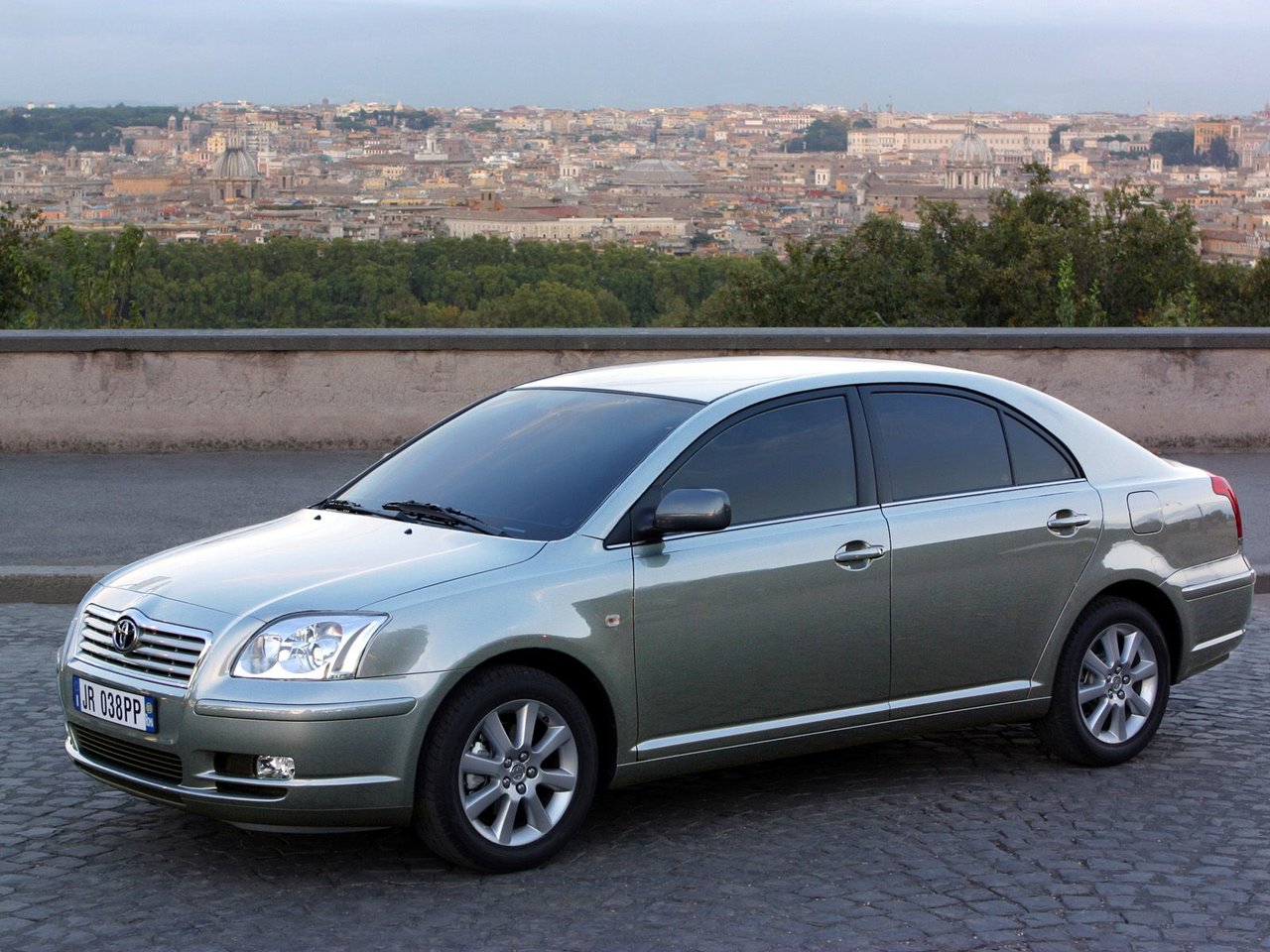 Подбор шин на Toyota Avensis