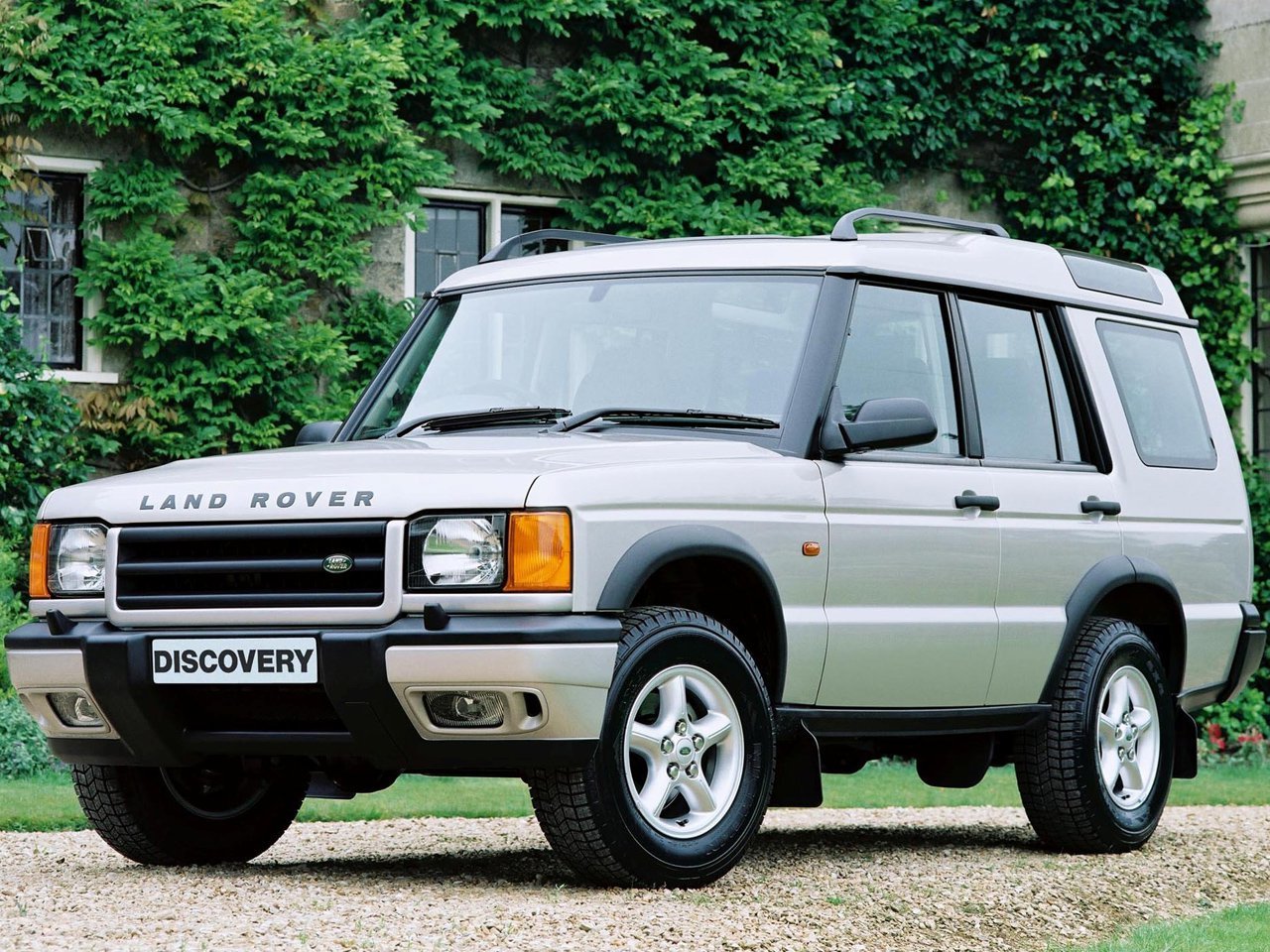 Подбор шин и дисков для автомобиля Land Rover Discovery 2