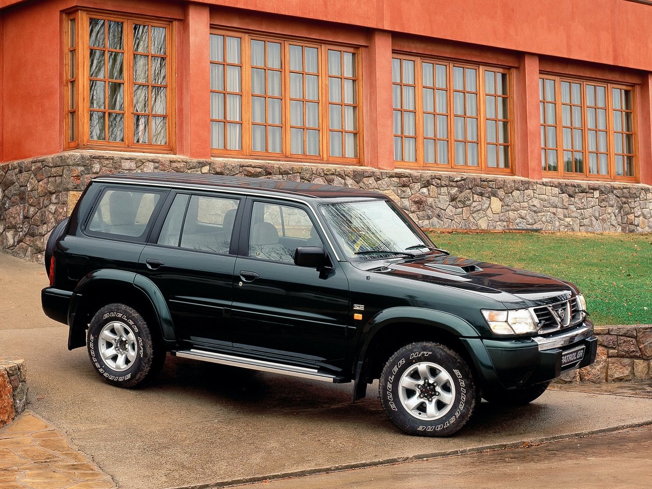 Подбор шин и дисков для автомобиля Nissan Patrol