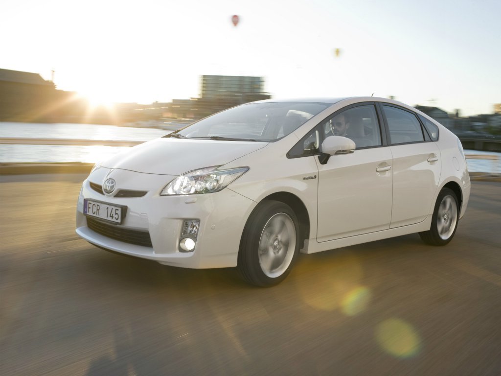 Подбор шин на Toyota Prius III (XW30)