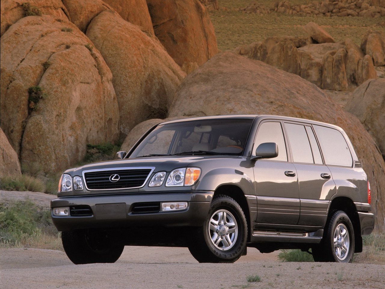 Подбор шин на Lexus LX II (J100)