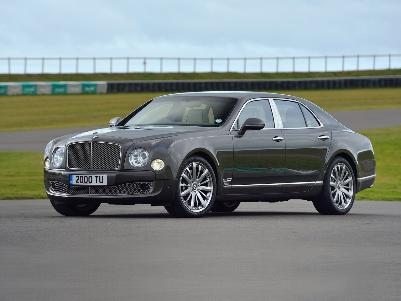 Подбор шин на Bentley Mulsanne