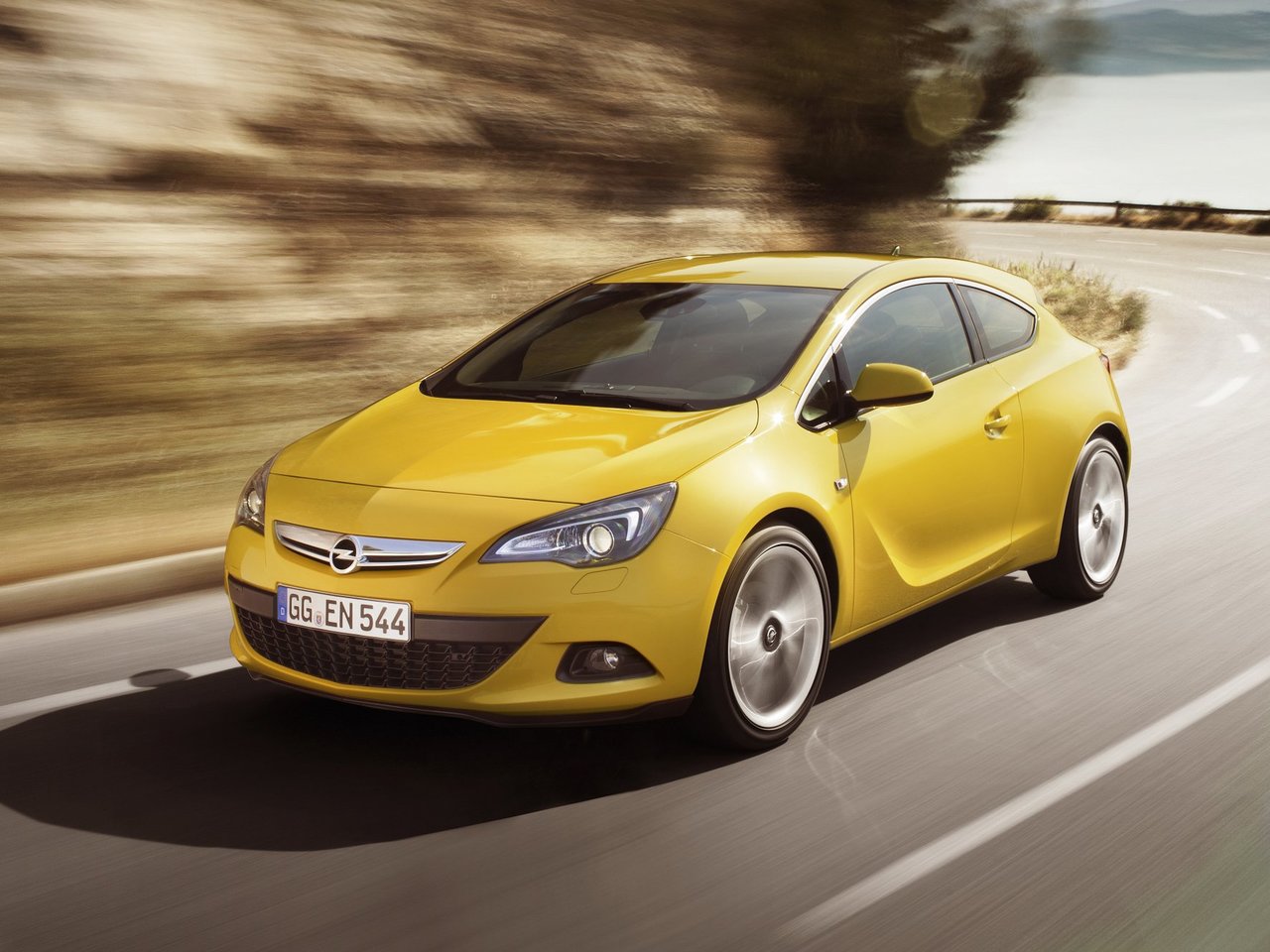 Подбор шин на Opel Astra GTC J